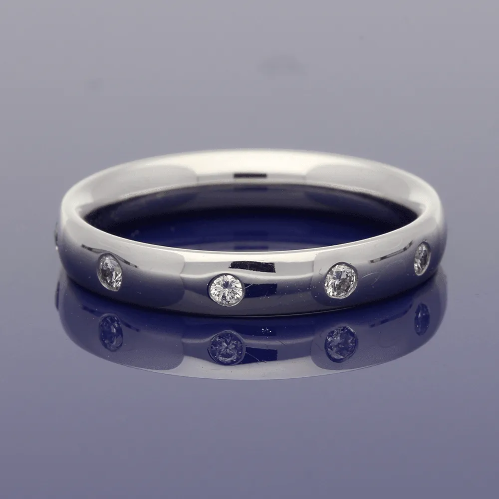 18ct White Gold Diamond-Set 3.2mm Court Wedding Ring 