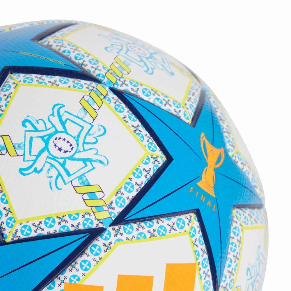 2025 UEFA Women's Champions League Ball