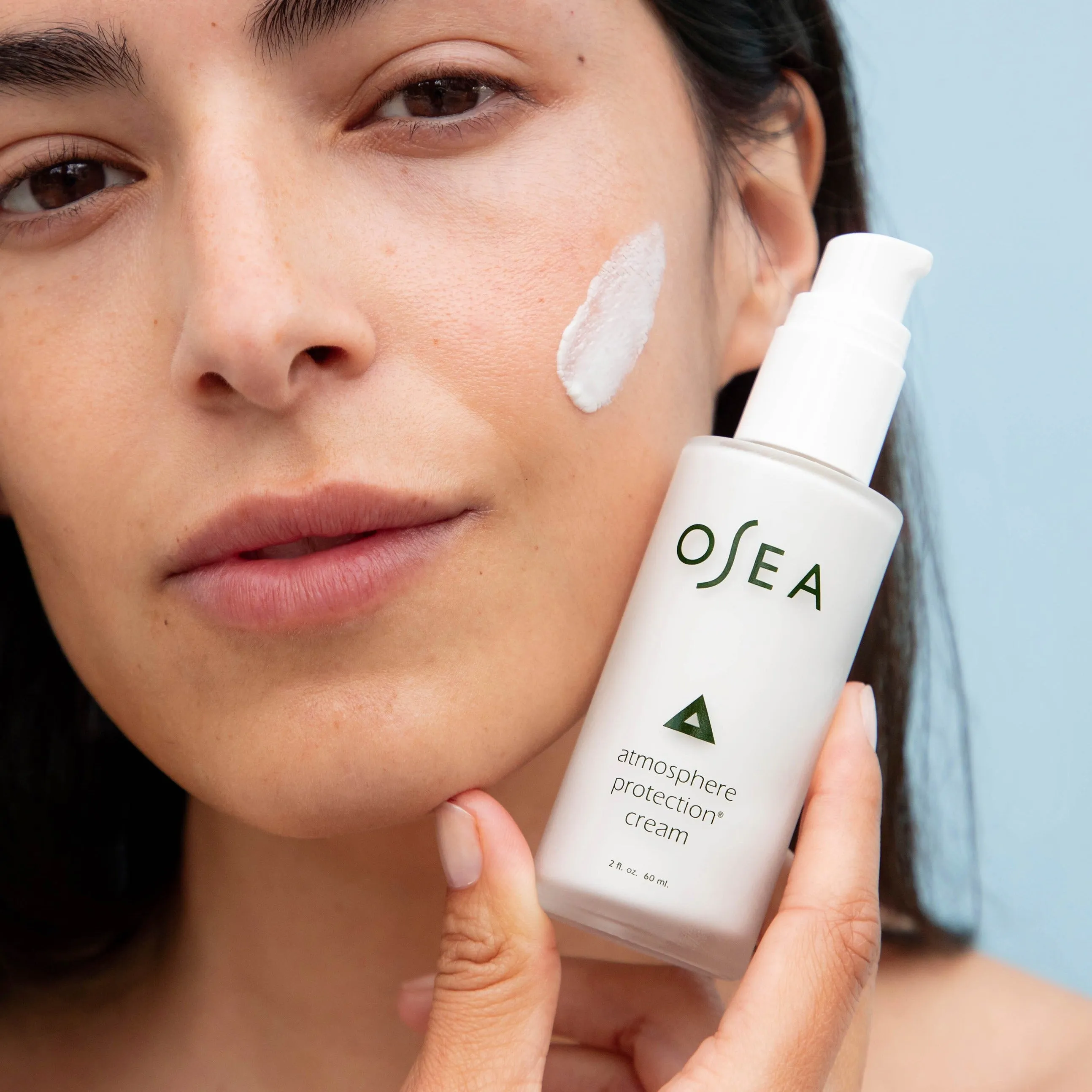 a tinted moisturizer,bubble moisturizer