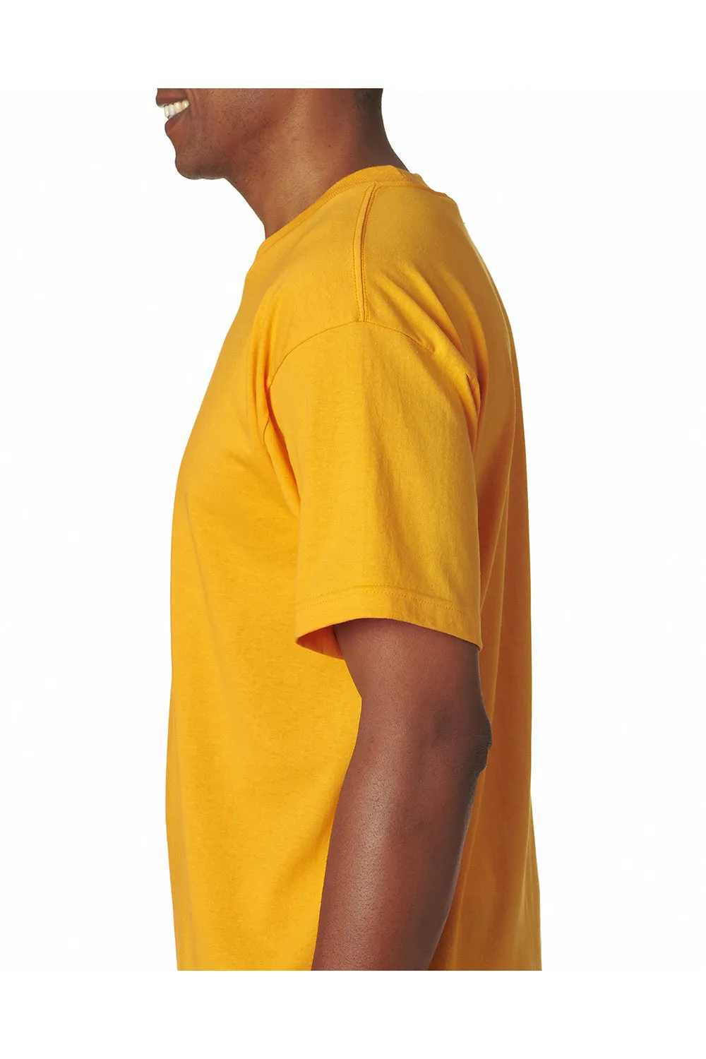 T-shirt col rond à manches courtes pour hommes Bayside fabriqué aux États-Unis - Or