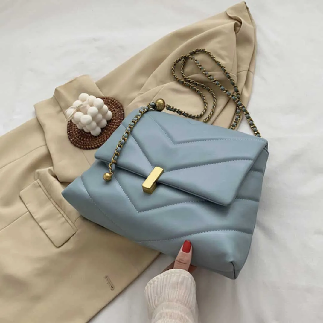 Bernie Shoulder Bag Buy 1 get 1 free wallets