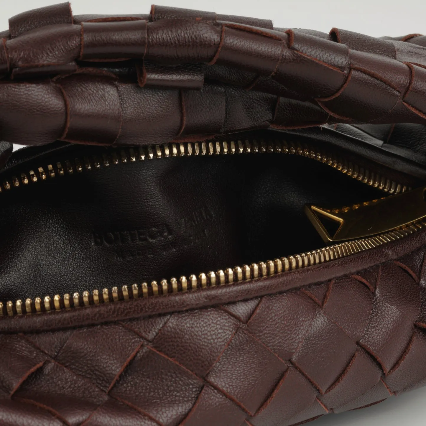Bottega Veneta Bottega Veneta - Mini Jodie - Madder Brown Intrecciato GHW - Pre-Loved