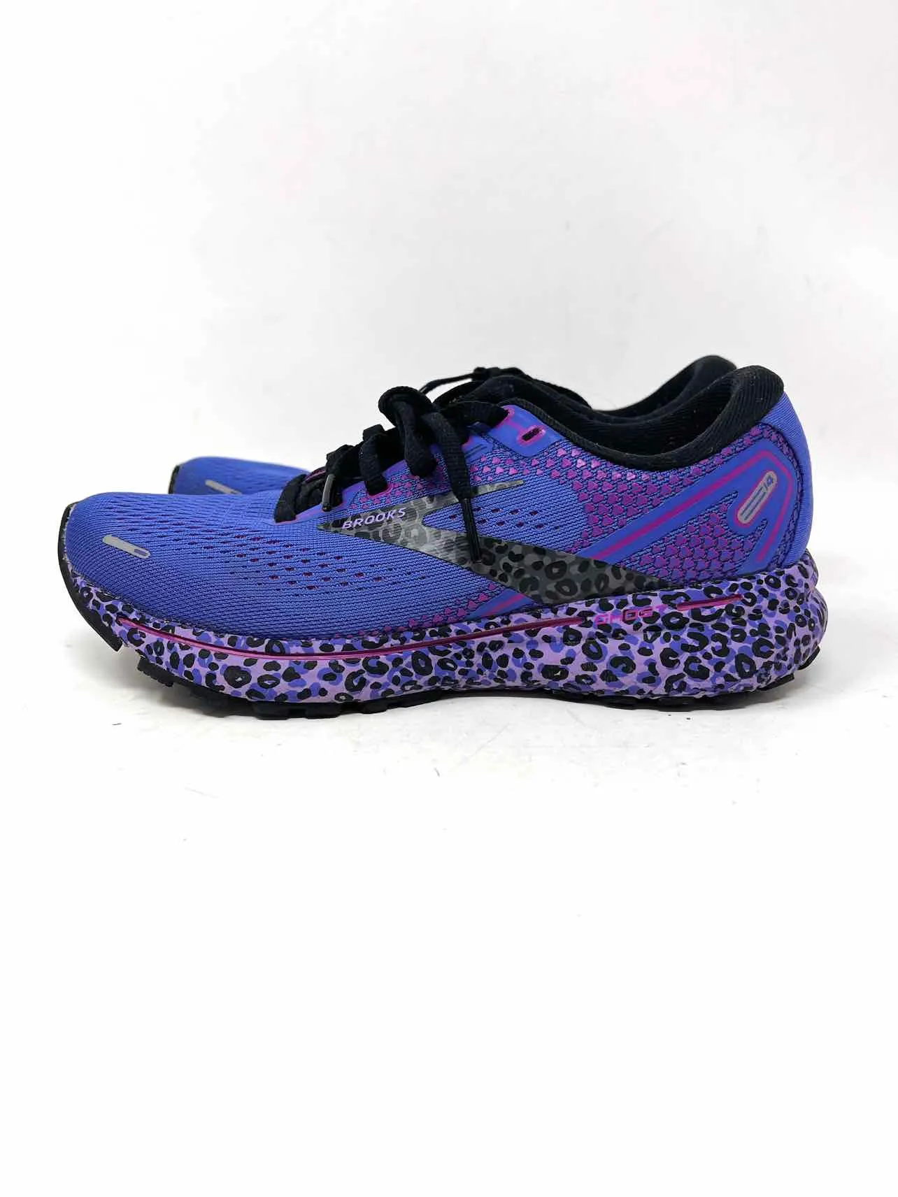 Chaussures de sport Brooks taille 6 en mesh violet/noir à imprimé animalier