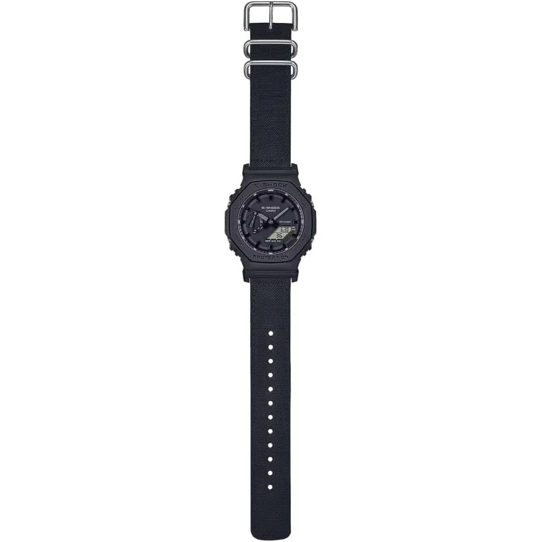 Casio GA-2100BCE-1AER Unisex's Analogue-Digital Quartz Watch with Fabric Strap