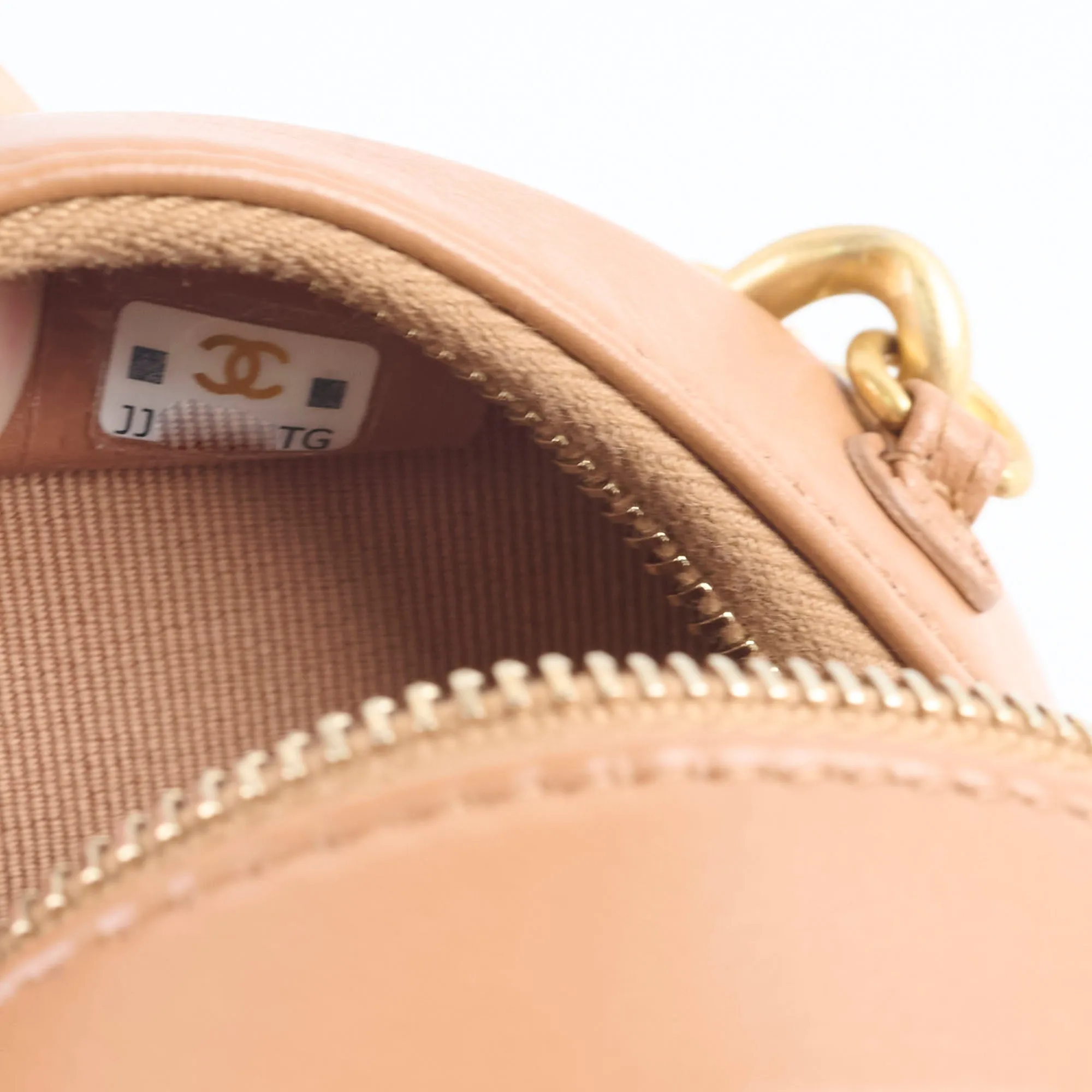Chanel 19 Round Clutch Lambskin Tan