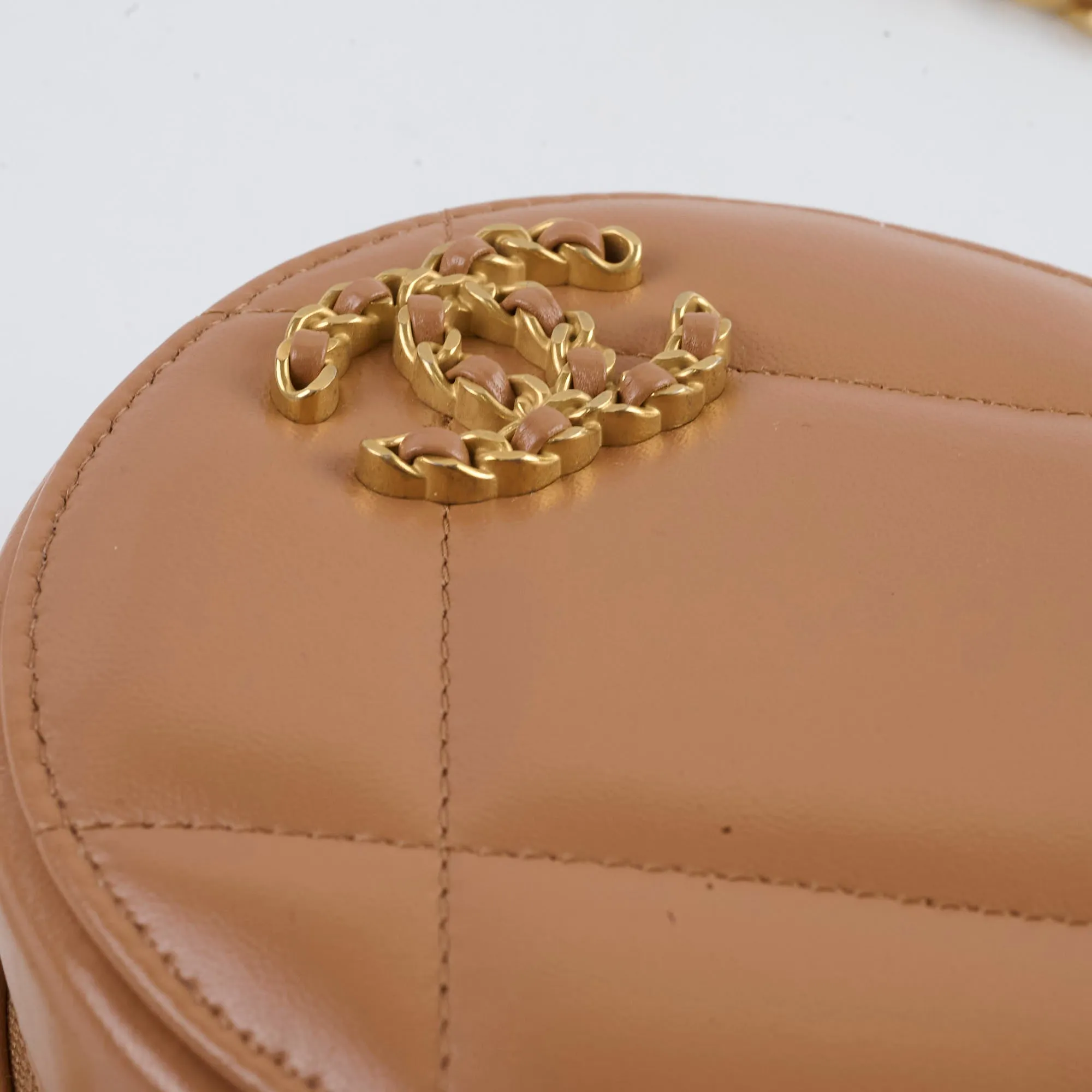 Chanel 19 Round Clutch Lambskin Tan
