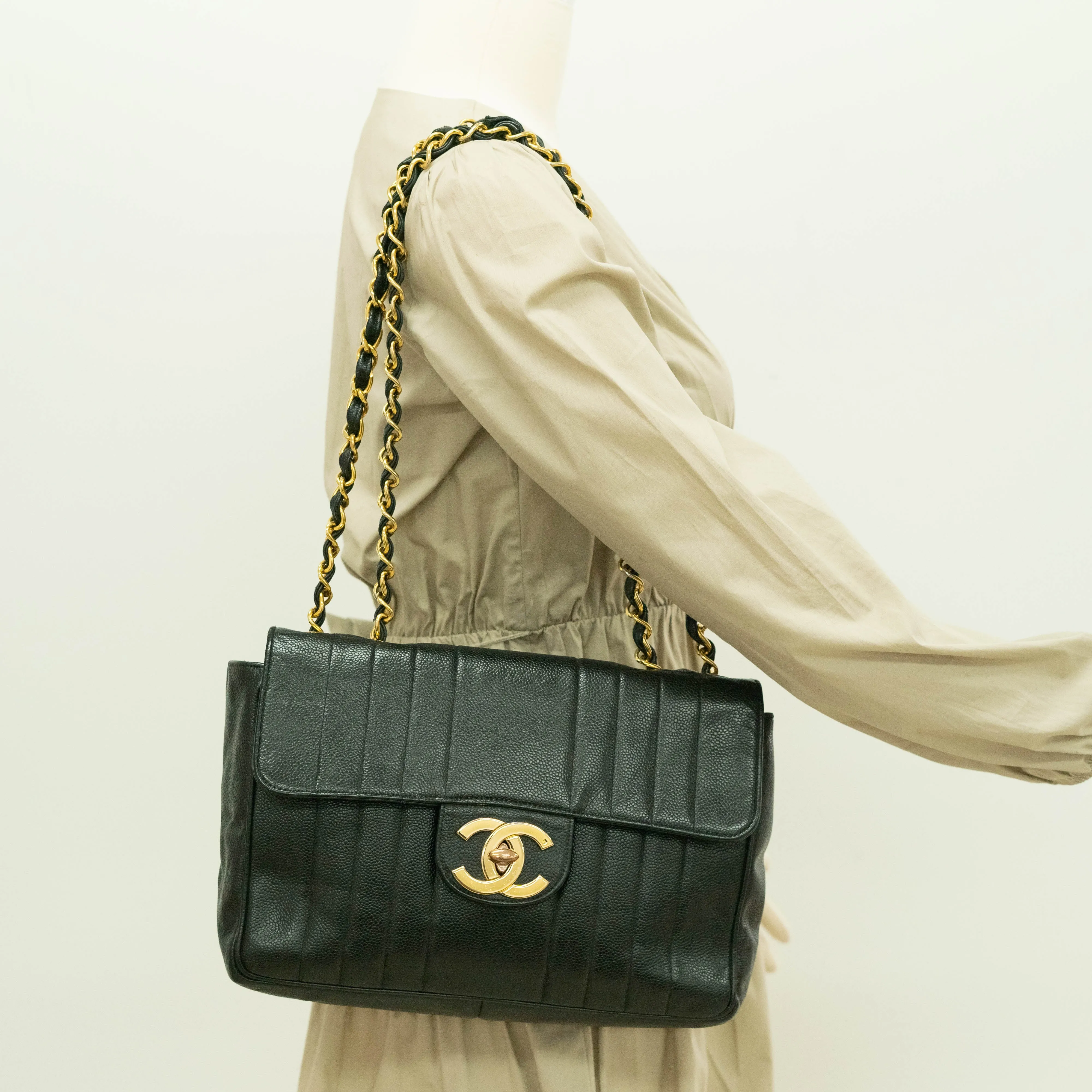 Chanel CC Vertical Jumbo Flap Caviar Black