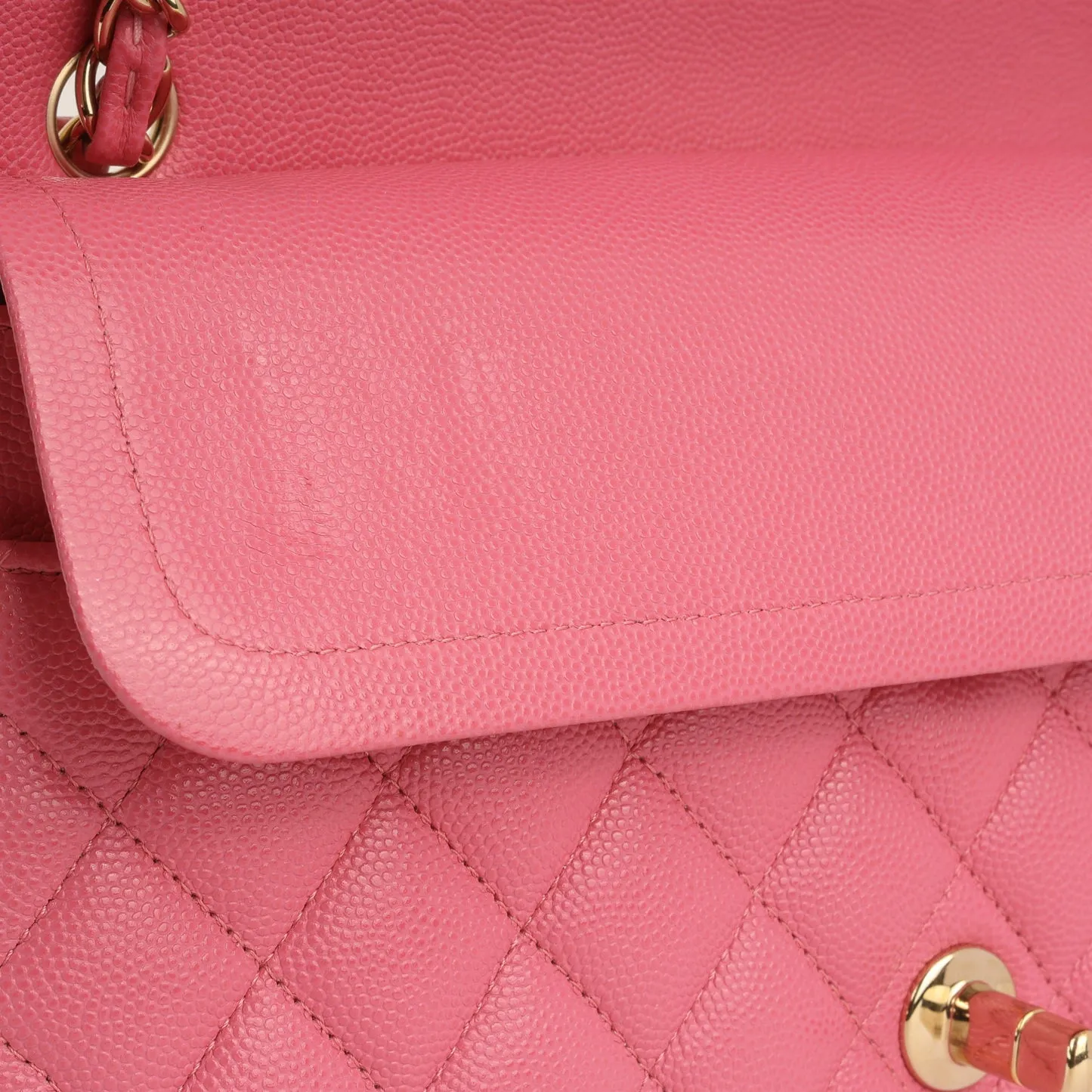 Chanel - Medium Classic Flap - Pink Caviar CGHW - 2019 - Pre-Loved