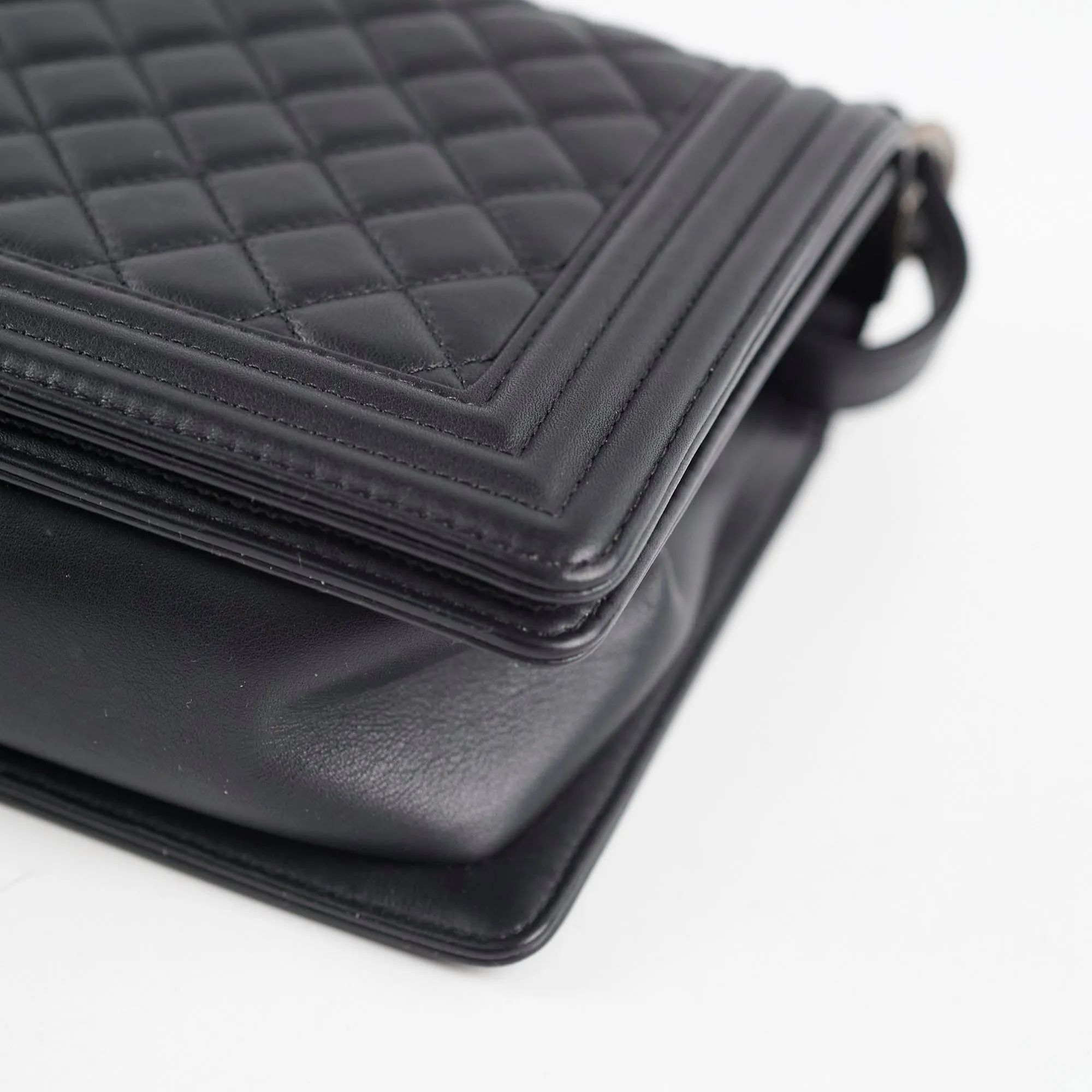 Chanel New Medium Boy Bag Black