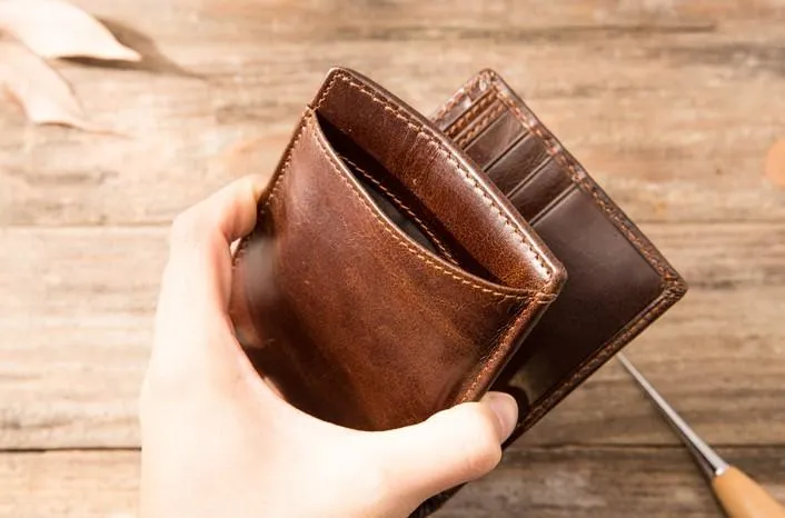 Cool Leather Mens Small Wallets Bifold Vintage billfold Wallets for Men