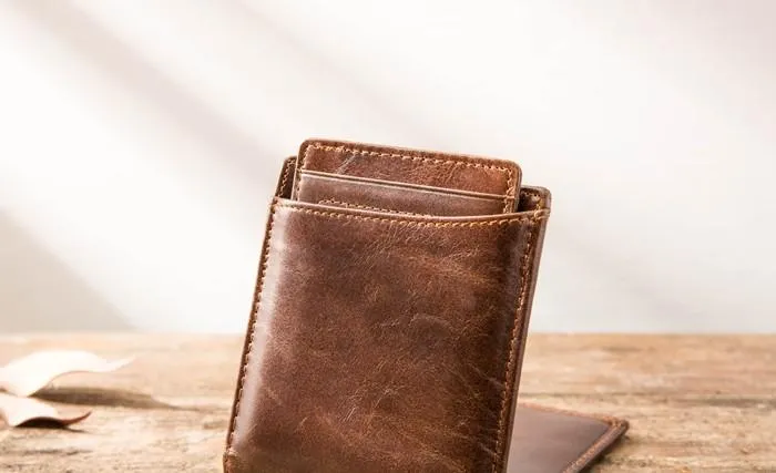 Cool Leather Mens Small Wallets Bifold Vintage billfold Wallets for Men