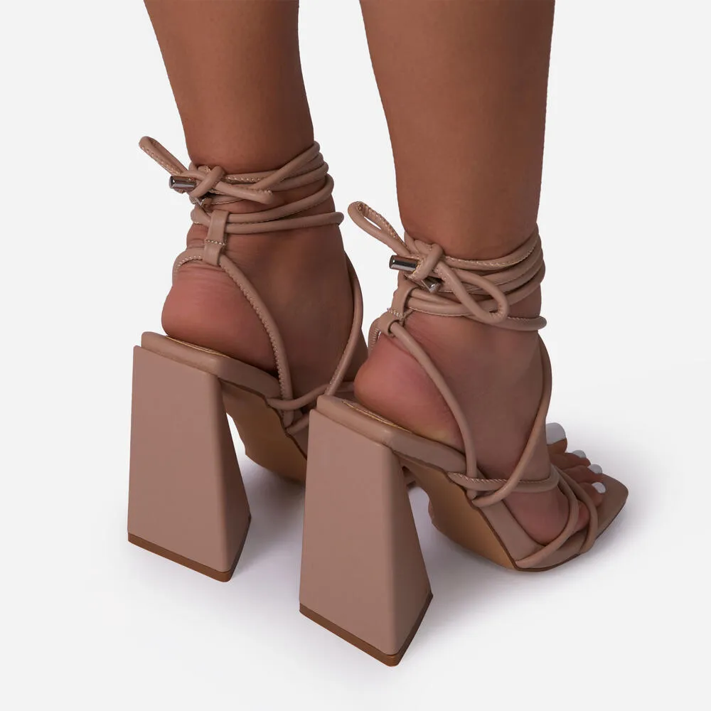 Danielle Heels-Nude
