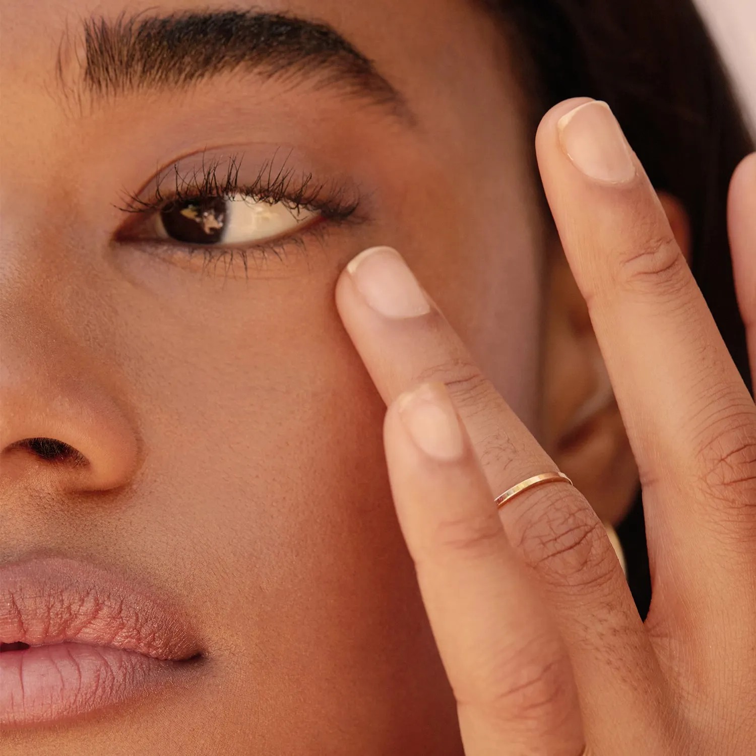a tinted moisturizer,bubble moisturizer