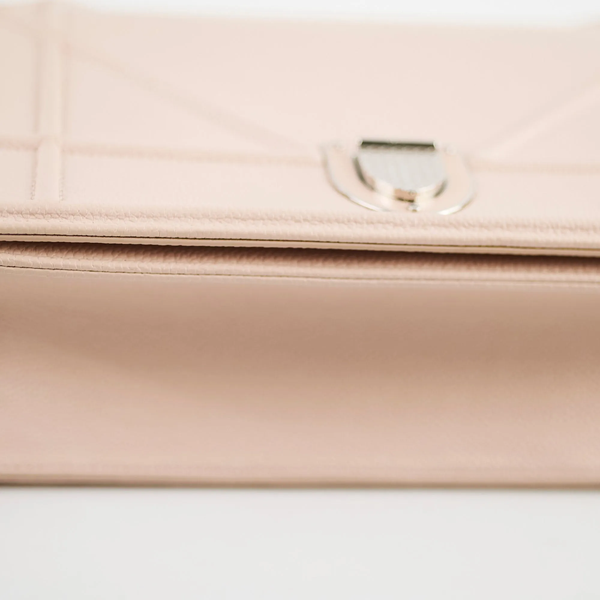 Dior Diorama Medium Light Pink