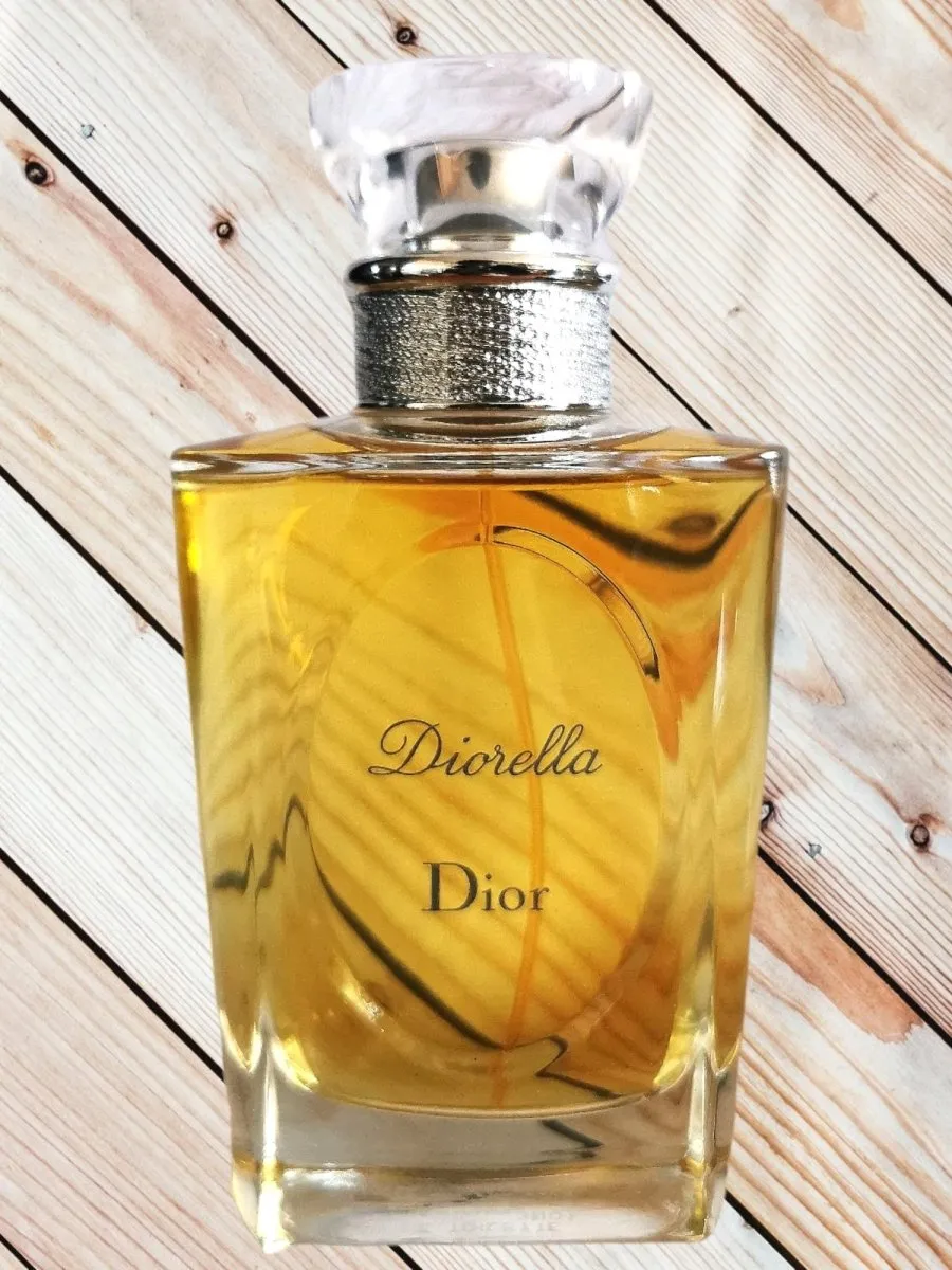 Dior DIORELLA Eau de Toilette floral-perfume-women-glass
