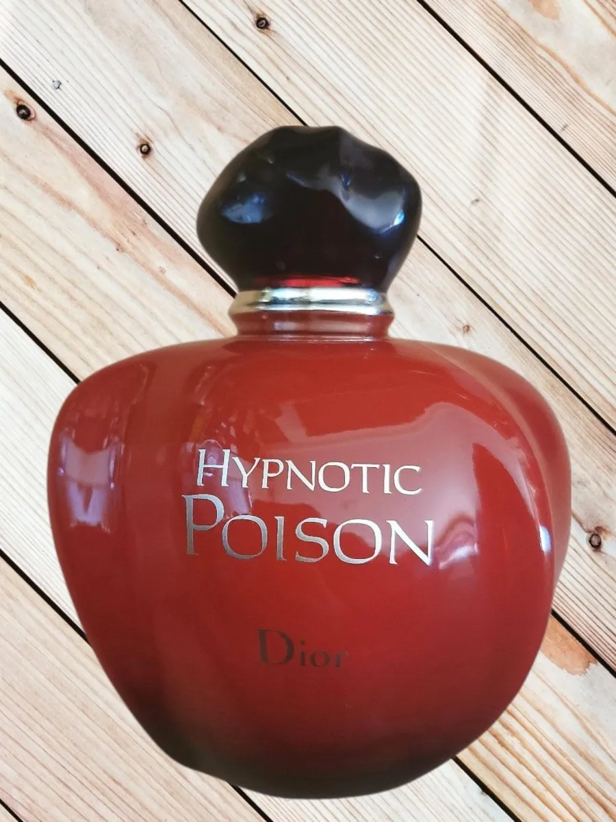 Dior HYPNOTIC POISON EDT floral-perfume-women-glass
