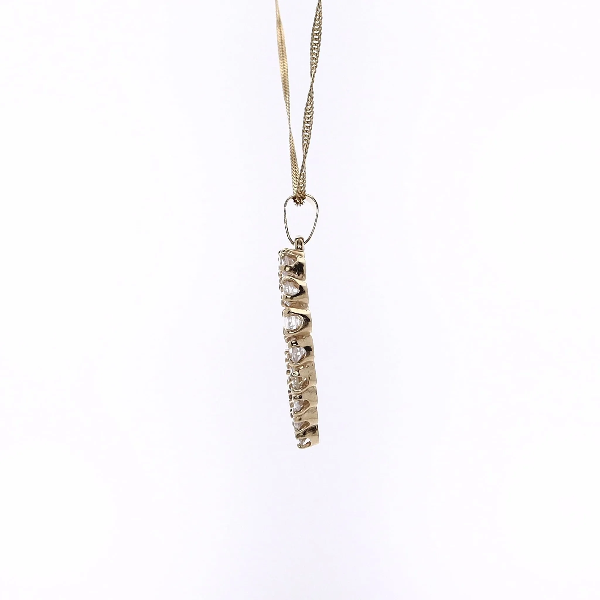 Estate 14 Karat Yellow Gold Heart Shaped Diamond Pendant Necklace