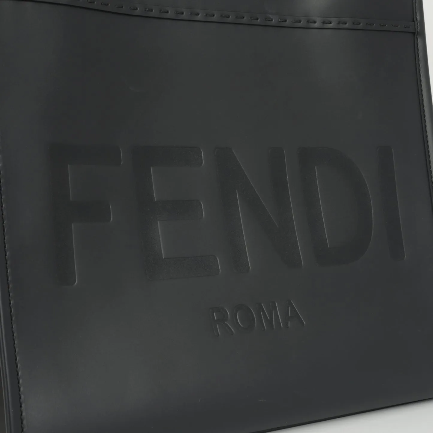 Fendi Fendi - Medium Sunshine Tote - Black Calfskin GHW - Pre Loved