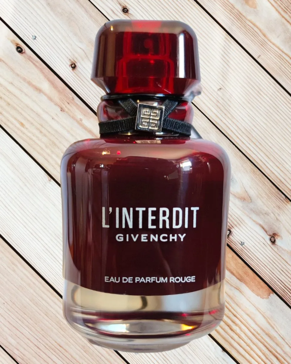 Givenchy L'INTERDIT EDP ROUGE floral-perfume-women-glass