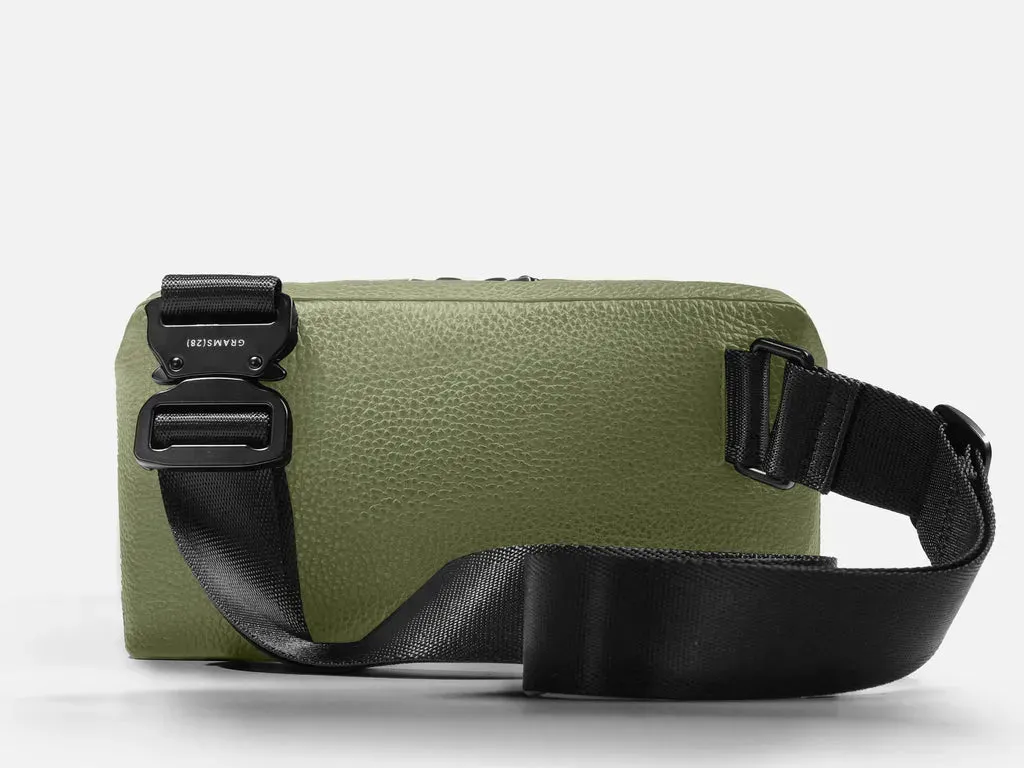 Grams(28) 157 Essential Sling