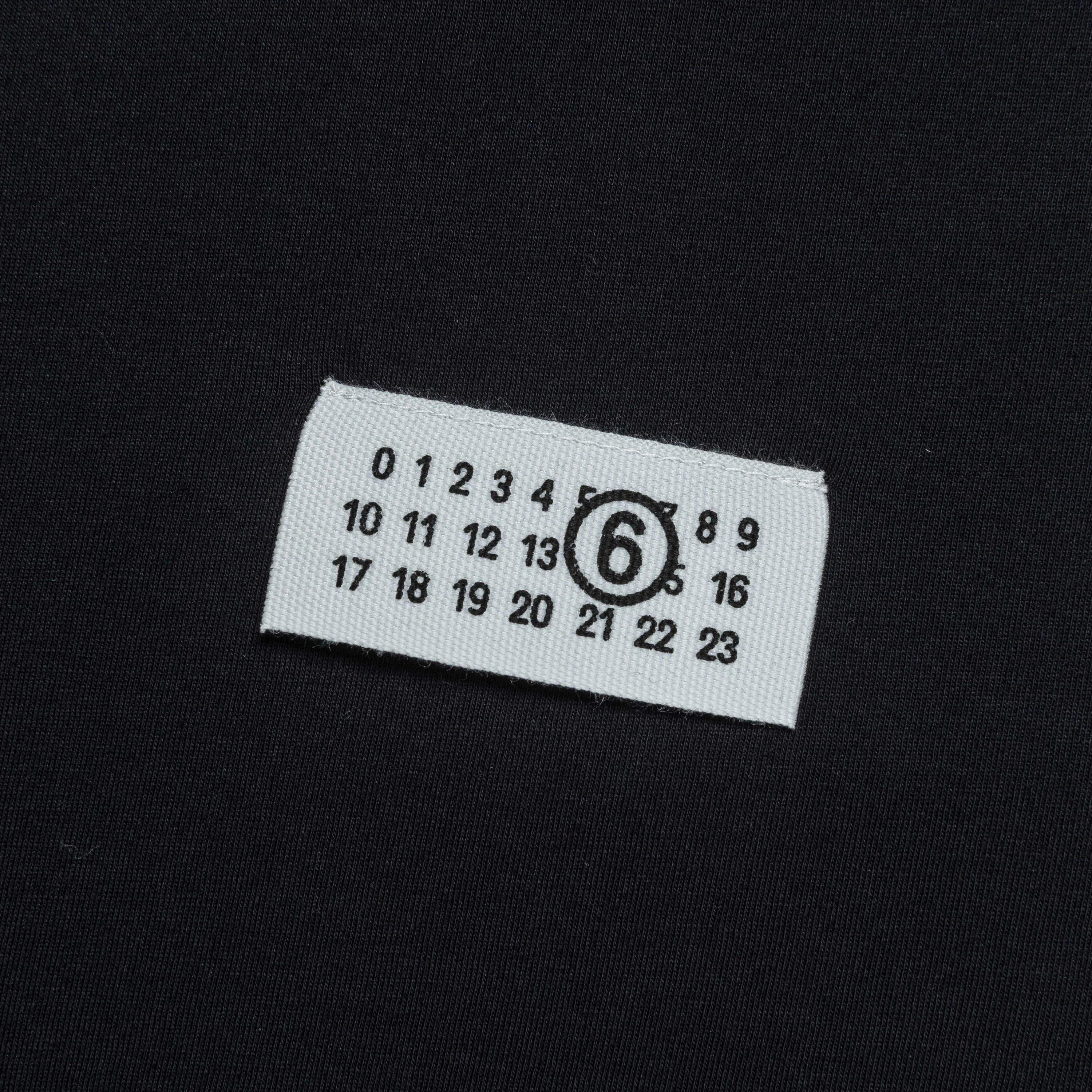 Graphic T-Shirt - Black