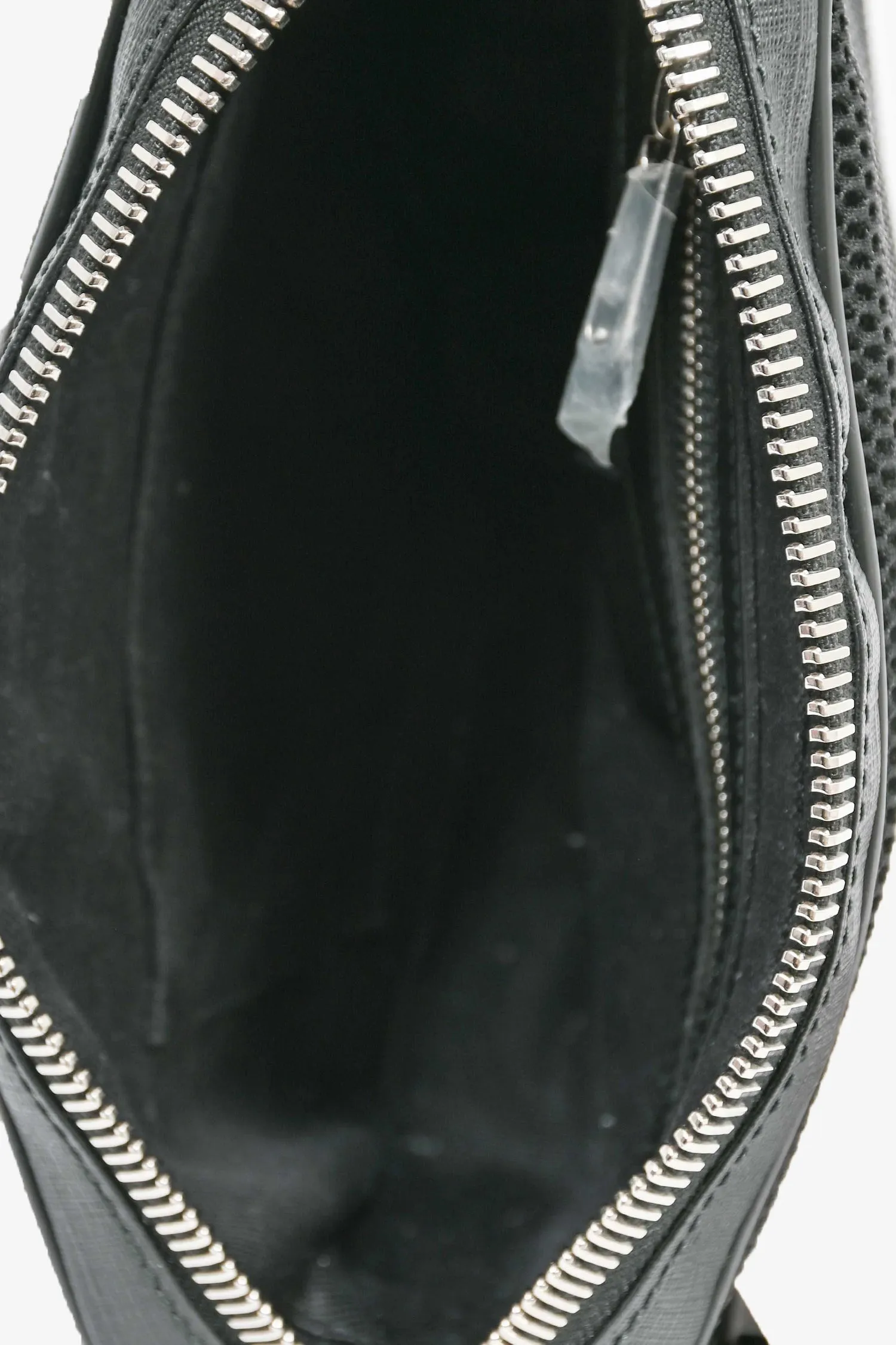 Gucci Black Canvas GG Supreme Belt Bag