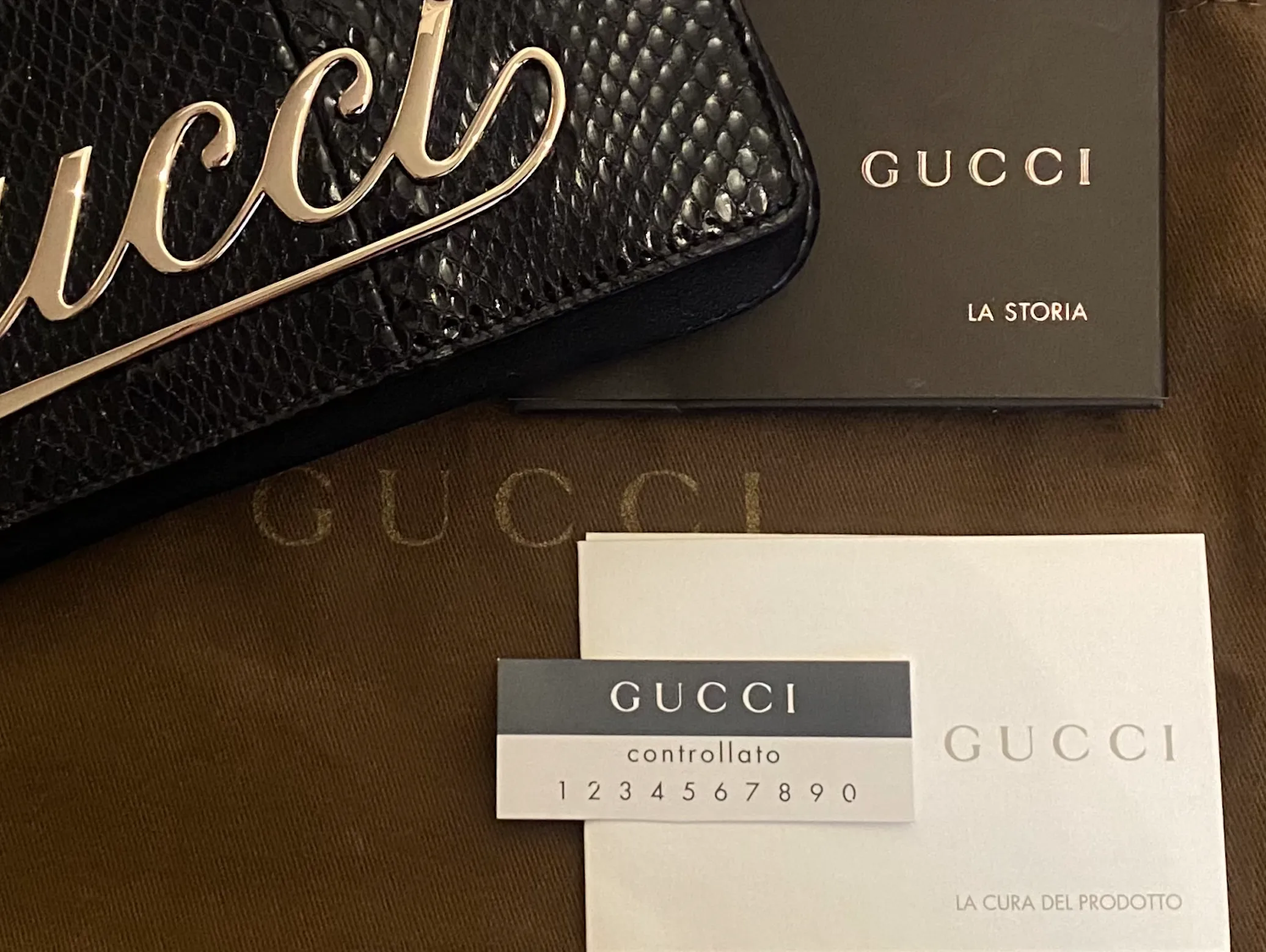 Gucci Crystal-Logo Chain Flap Clutch Bag