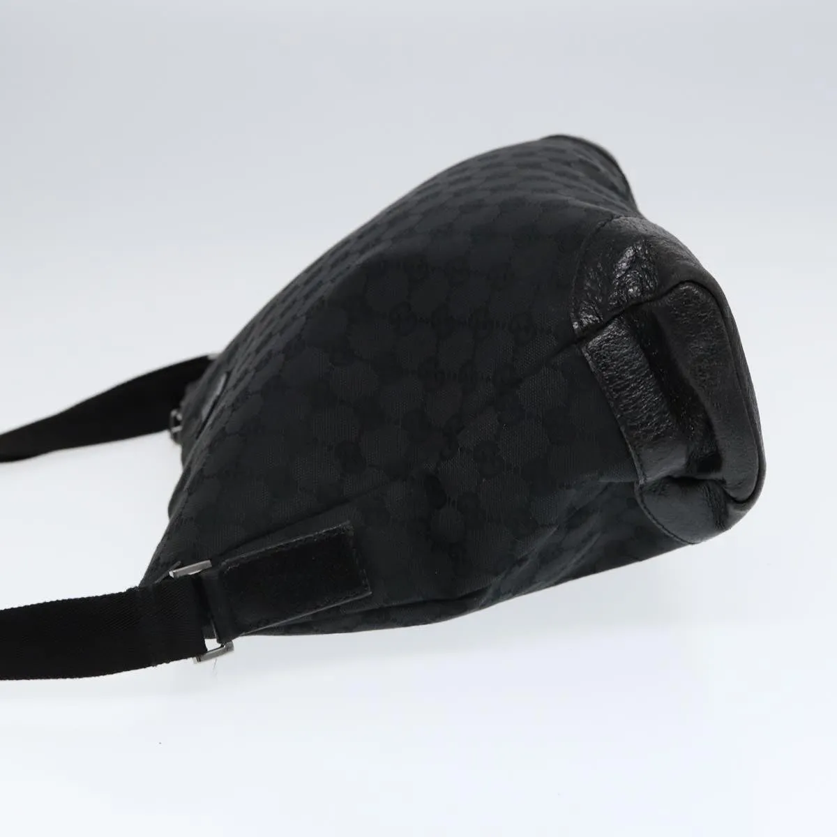 Gucci Gg Canvas  Canvas Shoulder Bag ()
