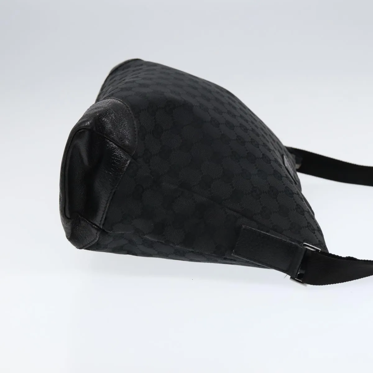 Gucci Gg Canvas  Canvas Shoulder Bag ()