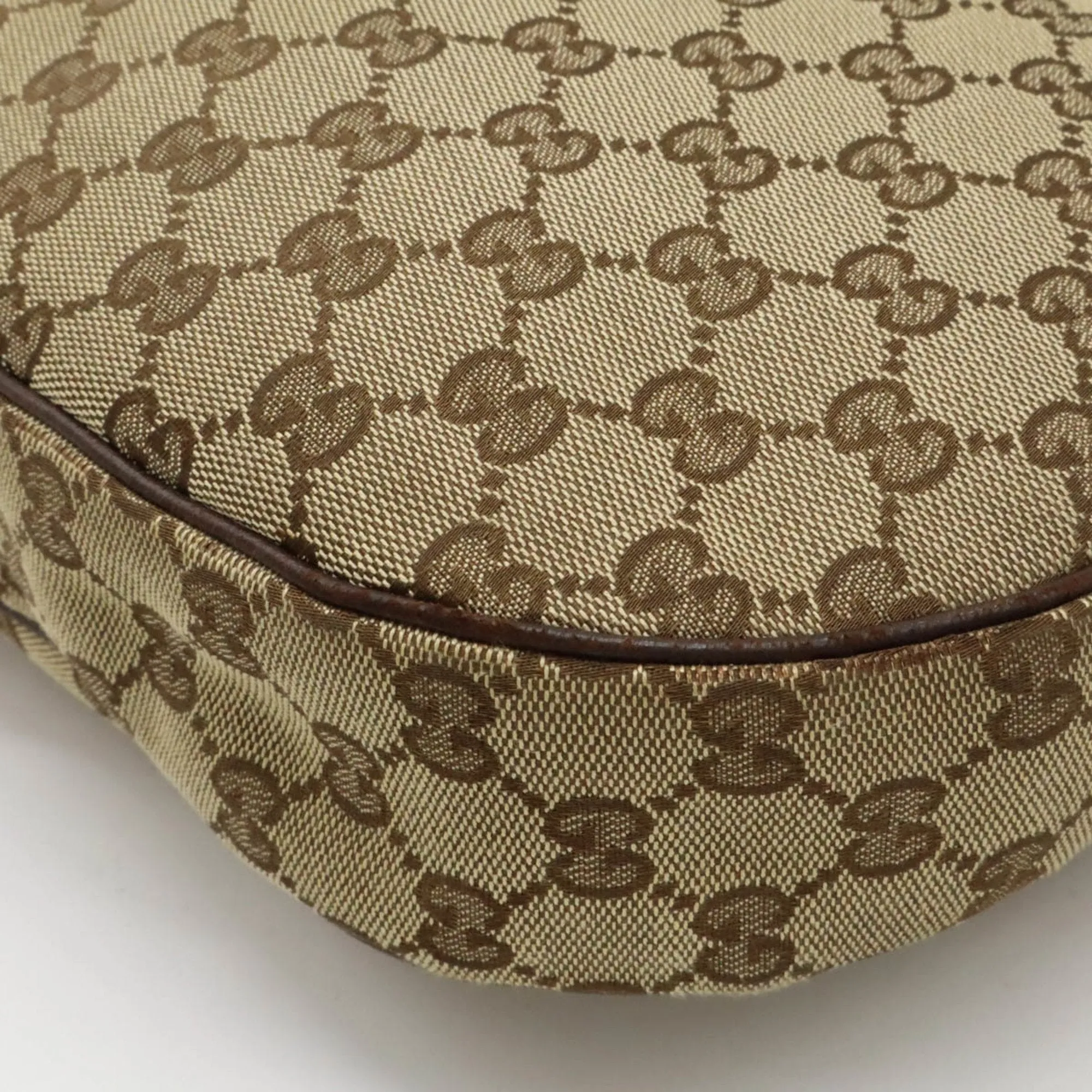 Gucci Gg Canvas    Gg Canvas Shoulder Bag (Pre-Owned)