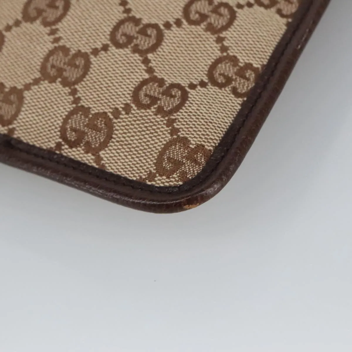 Gucci Gg Supreme  Canvas Shoulder Bag (Pre-Owned)