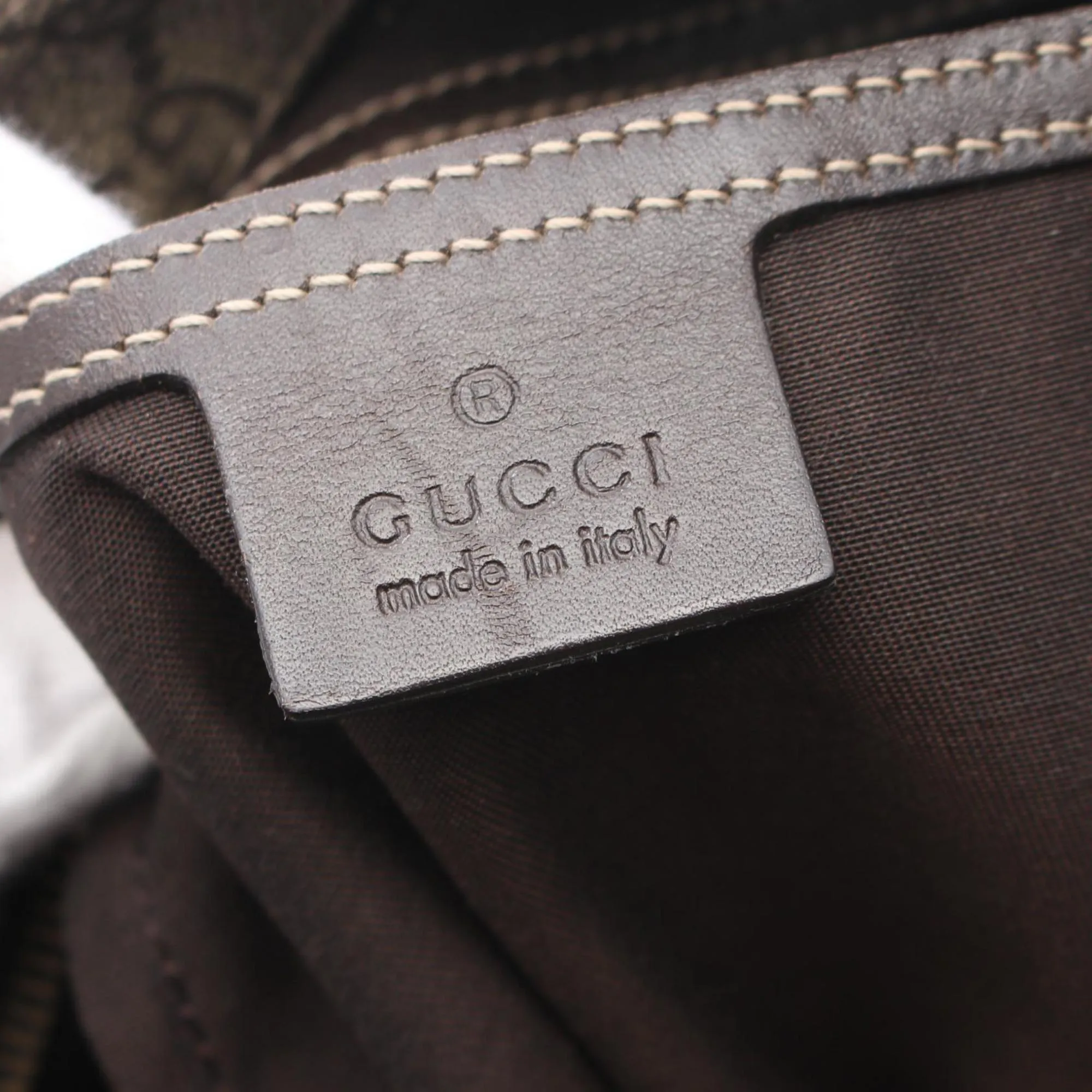 Gucci   Gg Supreme Leather Shoulder Bag (Pre-Owned)