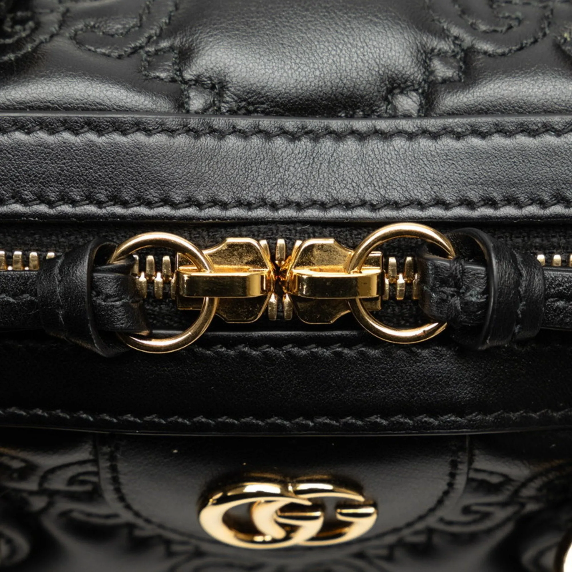 Gucci  Leather Handbag Shoulder Bag (Pre-Owned)