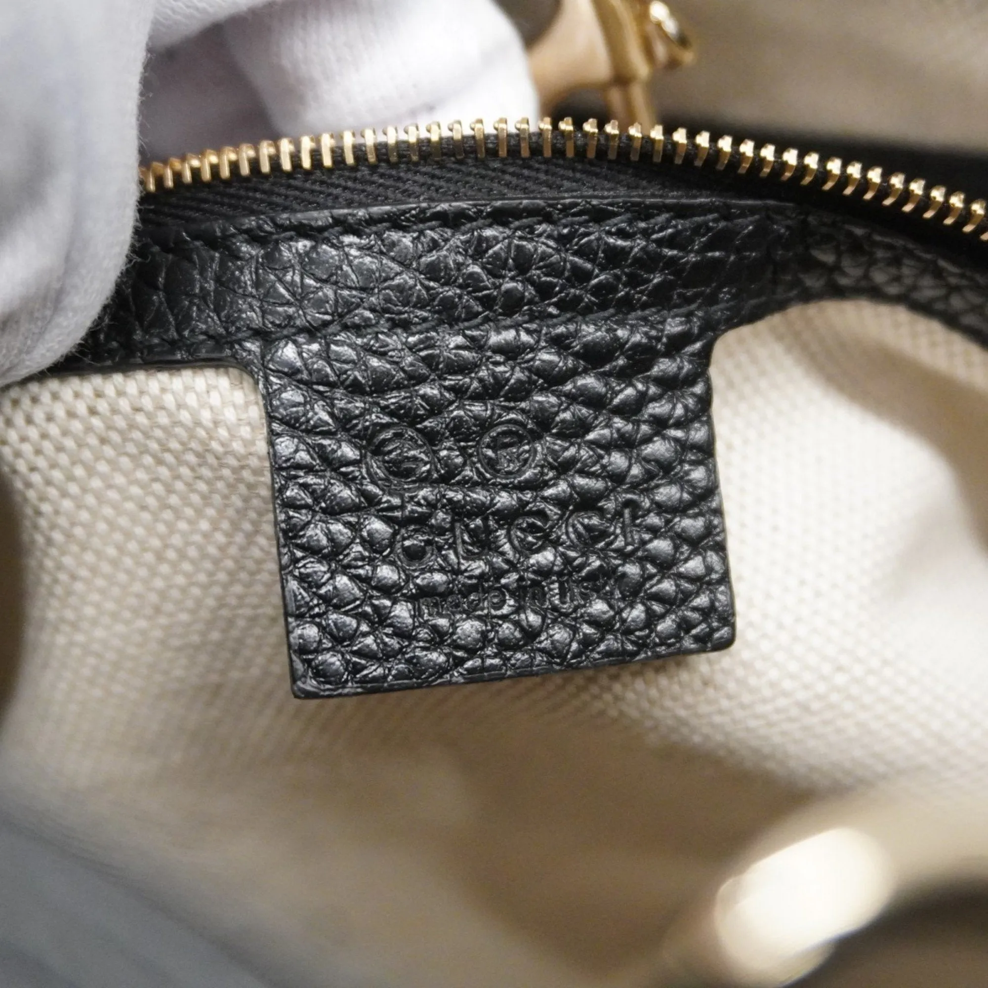 Gucci  Leather Shoulder Bag (Pre-Owned)