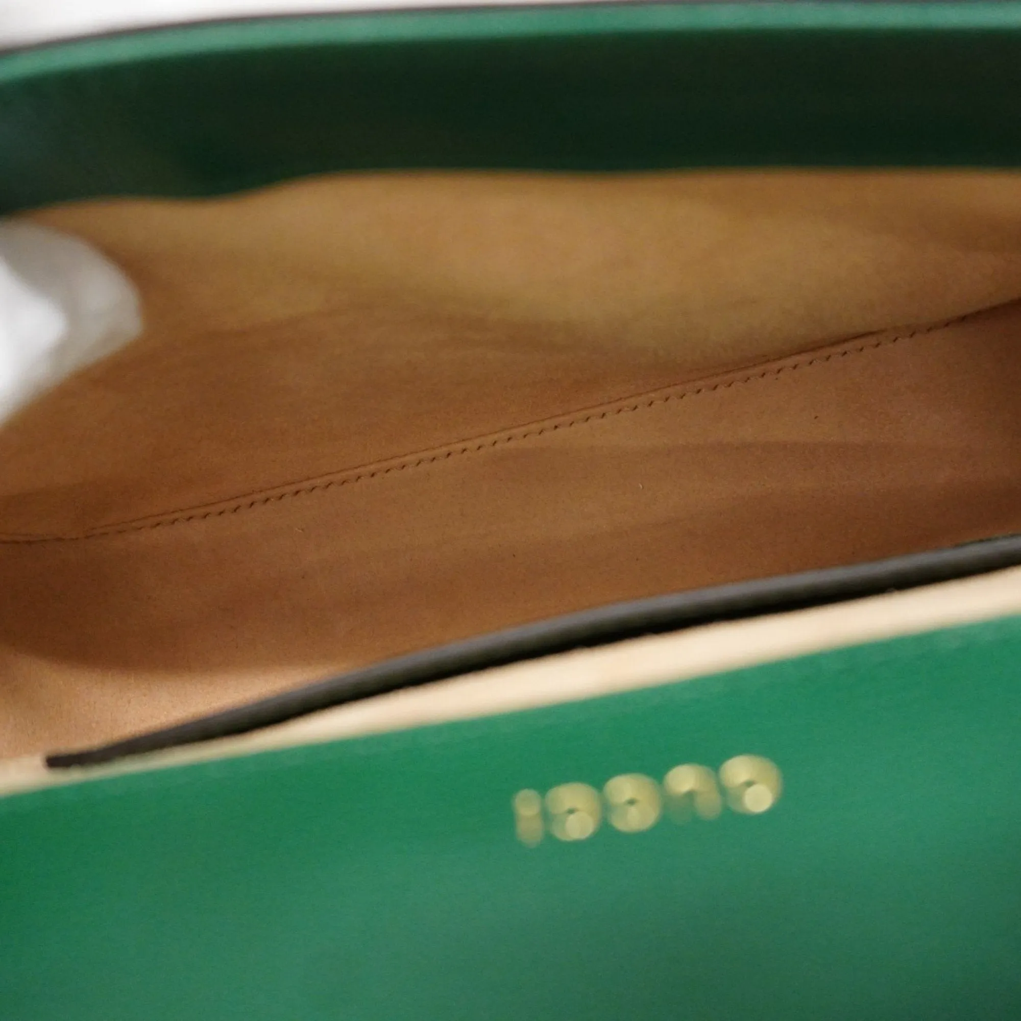 Gucci  Leather Shoulder Bag (Pre-Owned)