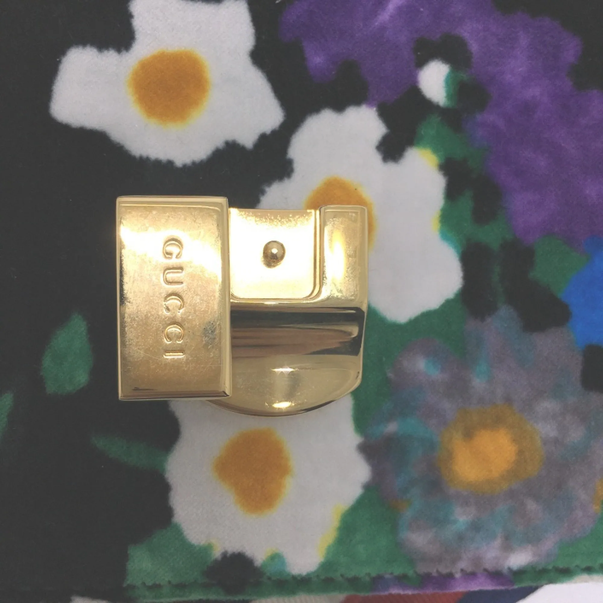 Gucci  Leather Shoulder Bag (Pre-Owned)
