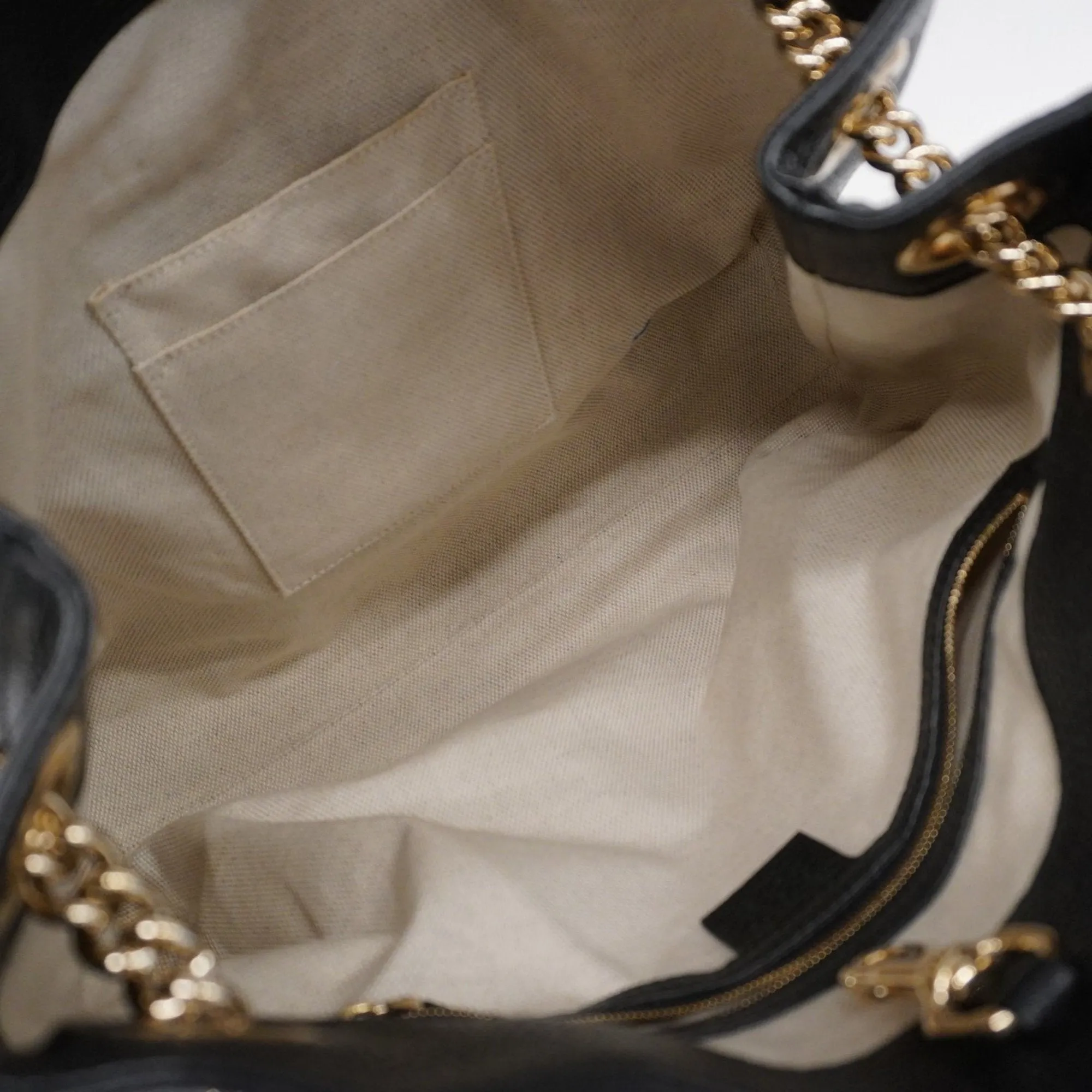 Gucci  Leather Shoulder Bag (Pre-Owned)