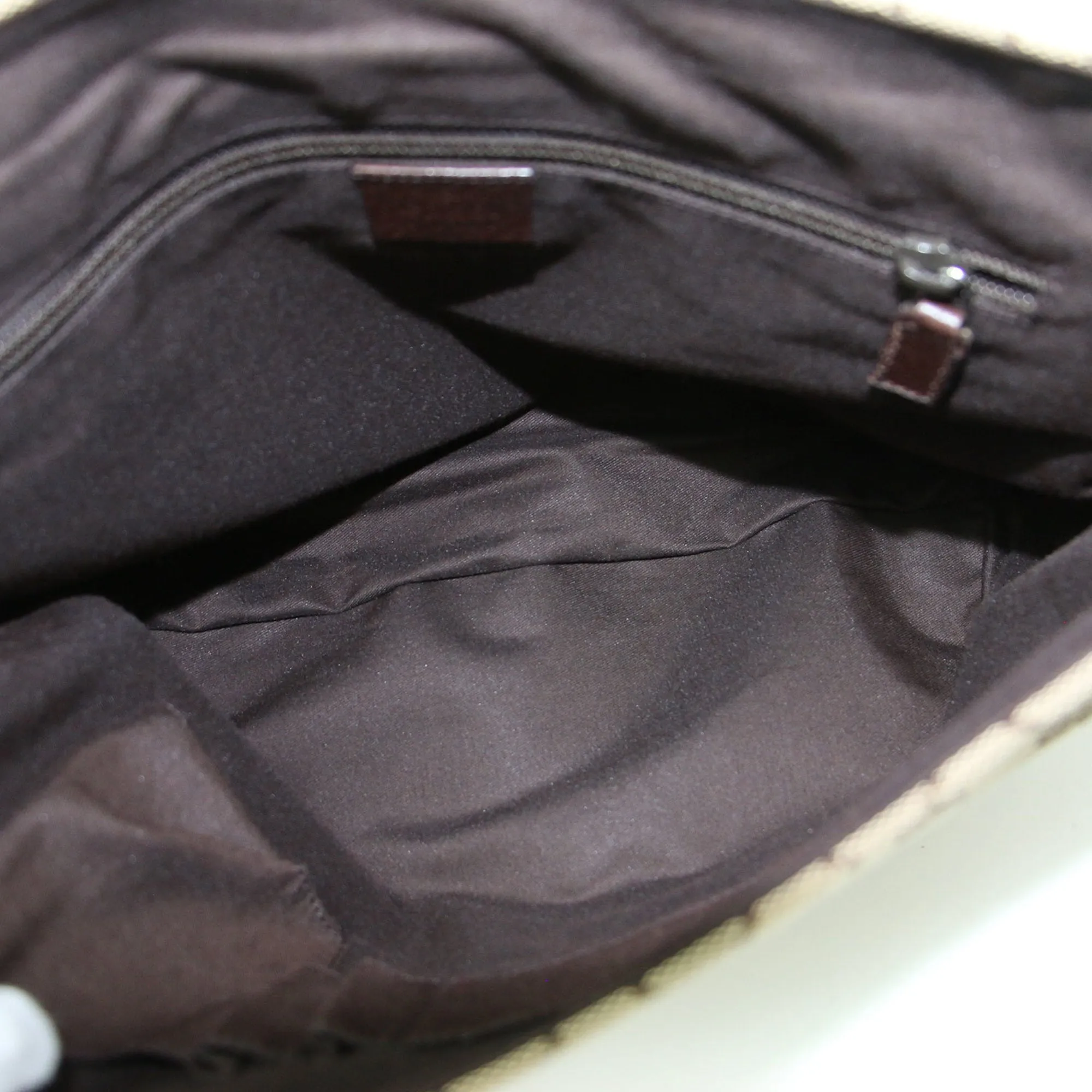 Gucci  Shoulder Bag (Pre-Owned)