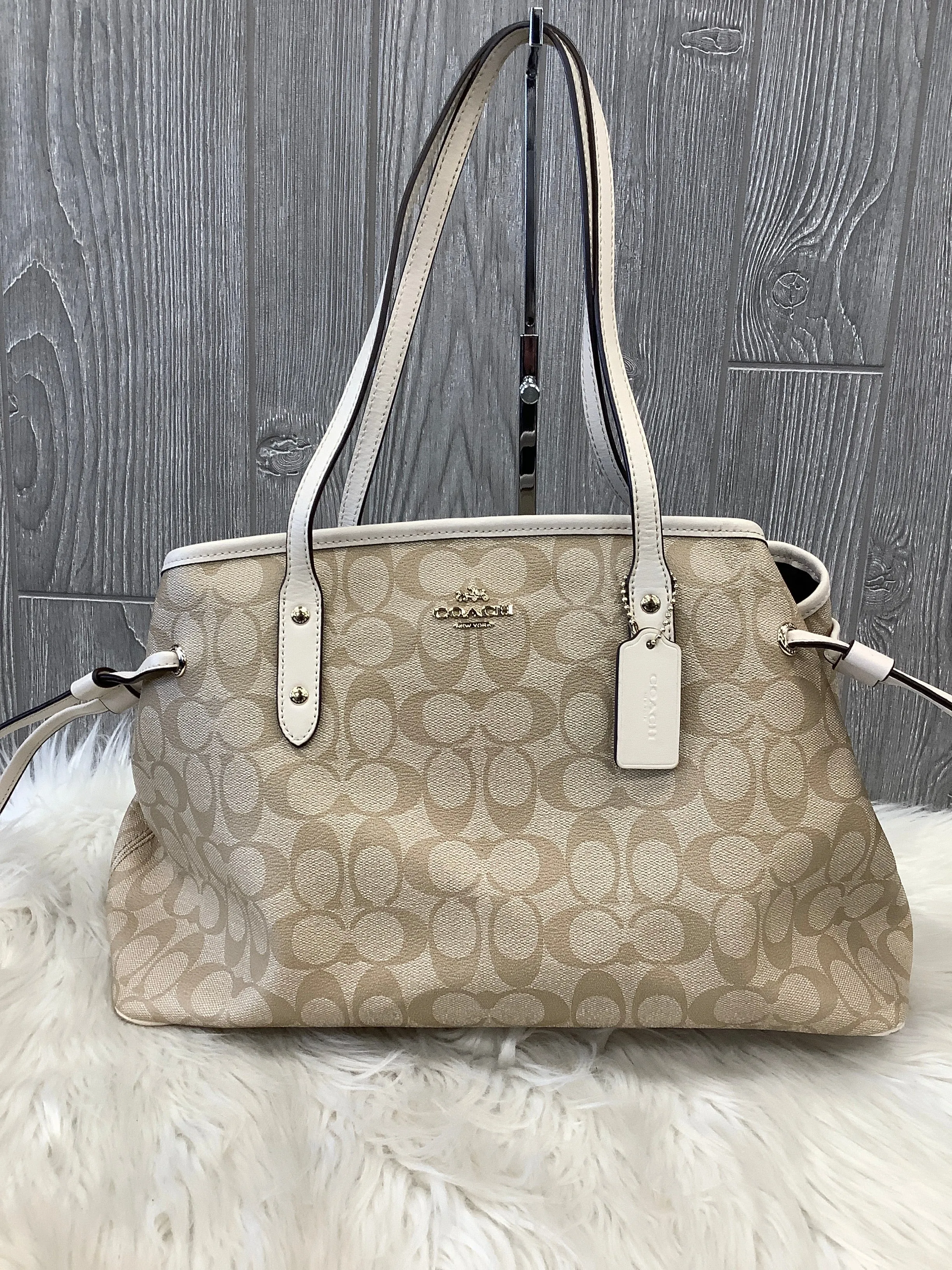 Handbag Designer By Coach, Size: Large fashion handbags 2025