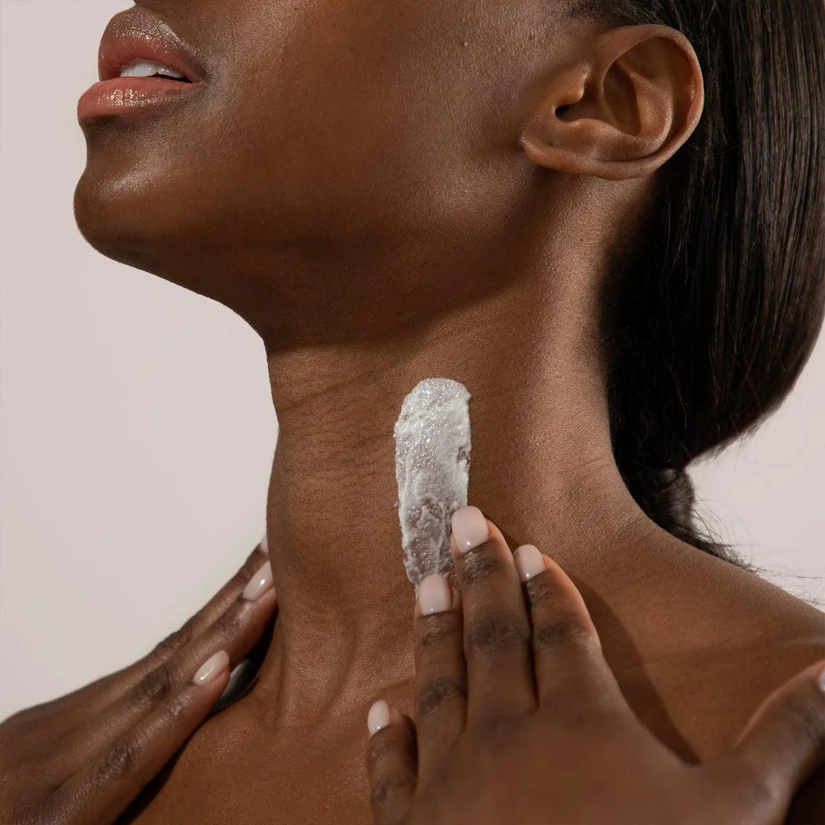 a tinted moisturizer,bubble moisturizer