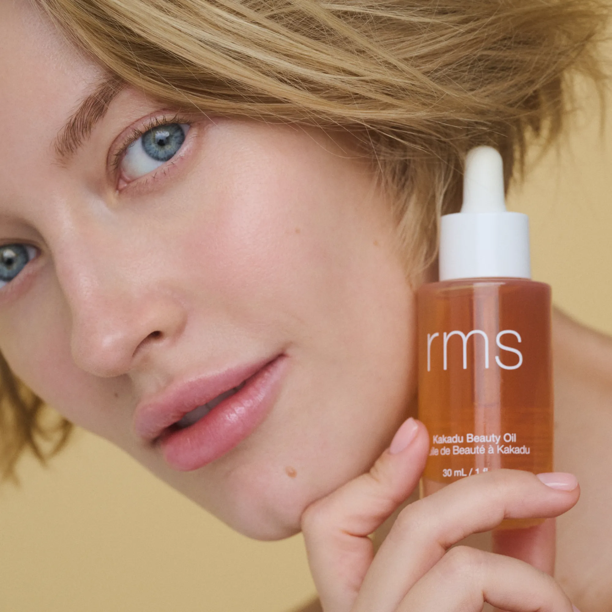 a tinted moisturizer,bubble moisturizer