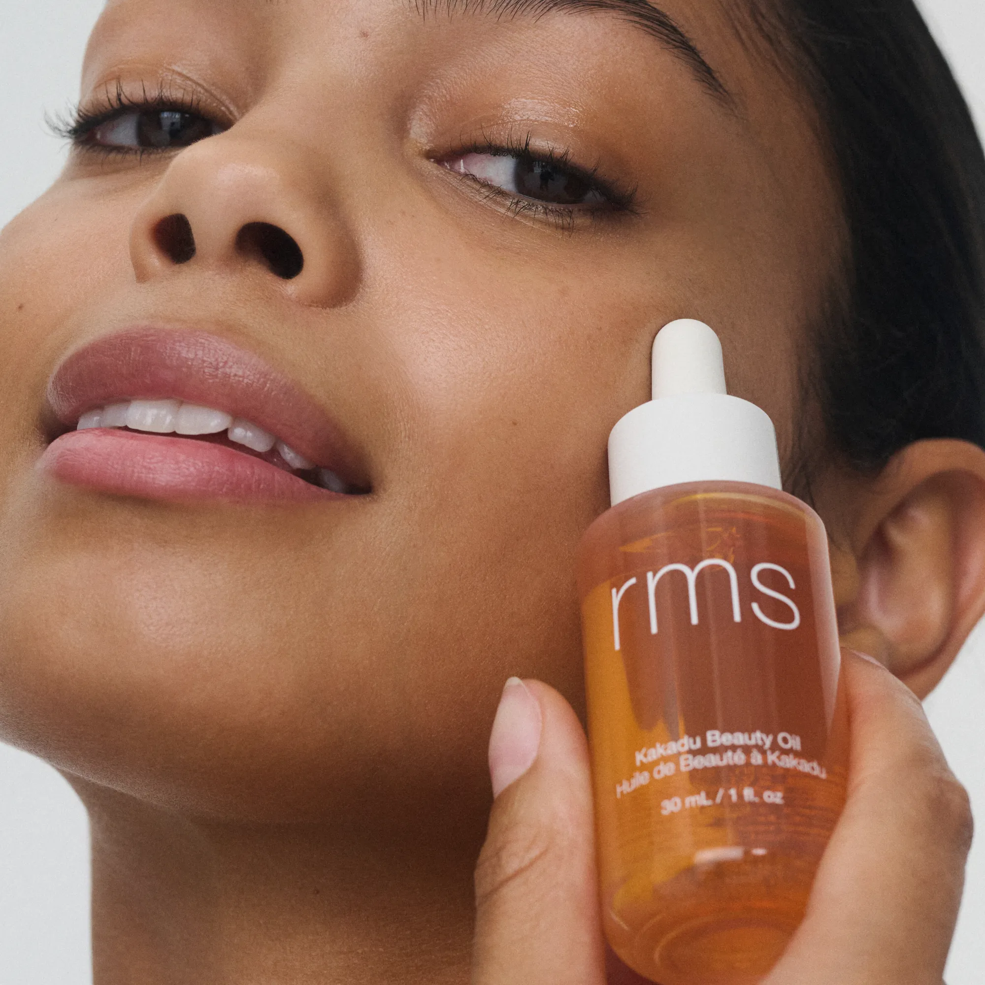 a tinted moisturizer,bubble moisturizer
