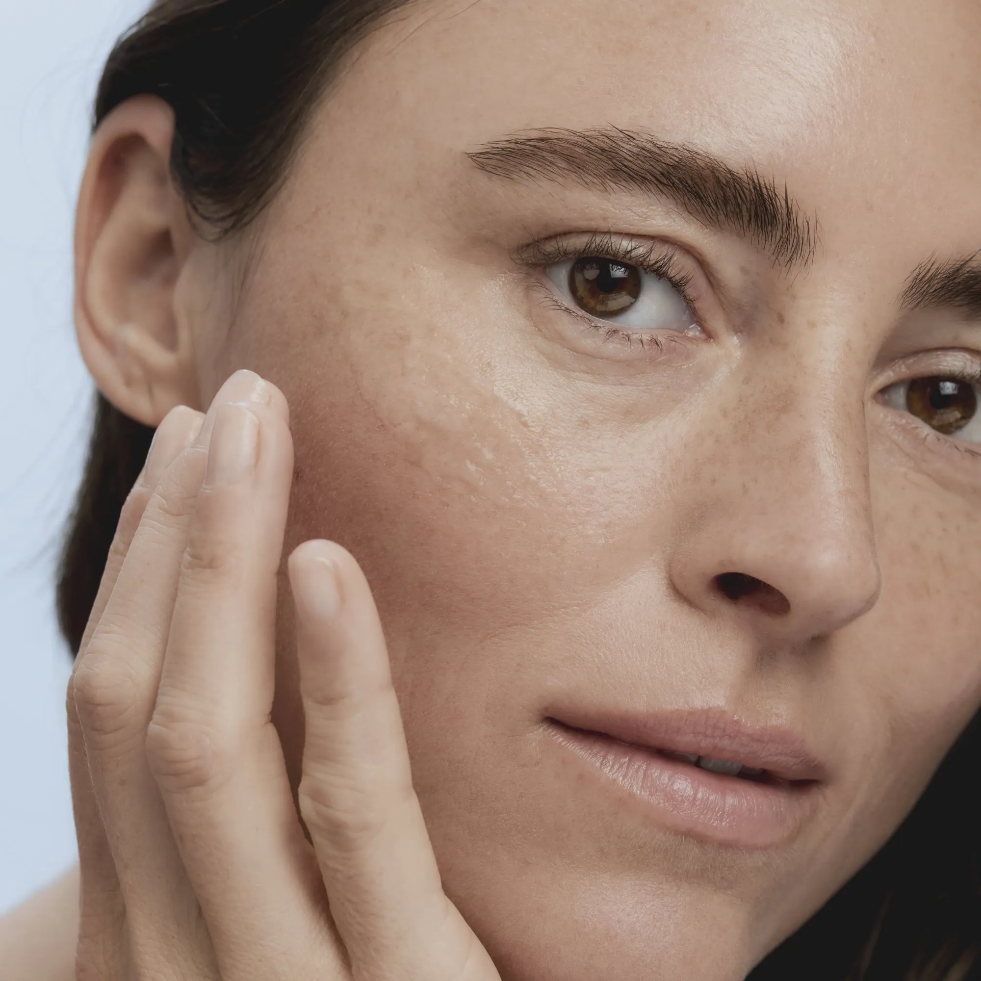 a tinted moisturizer,bubble moisturizer