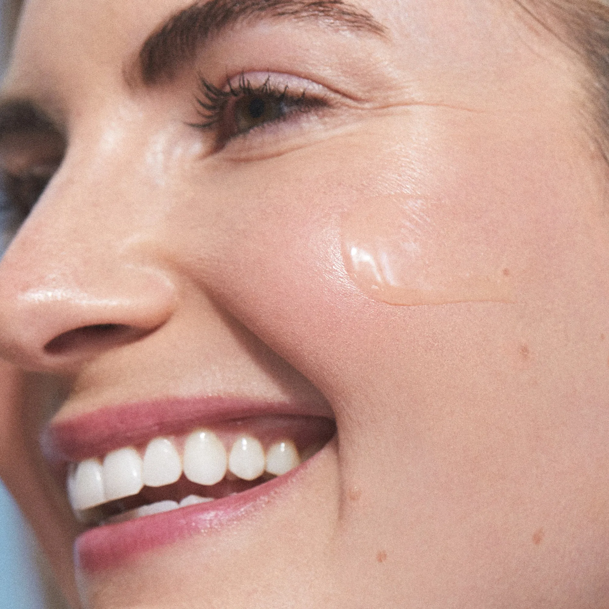 a tinted moisturizer,bubble moisturizer
