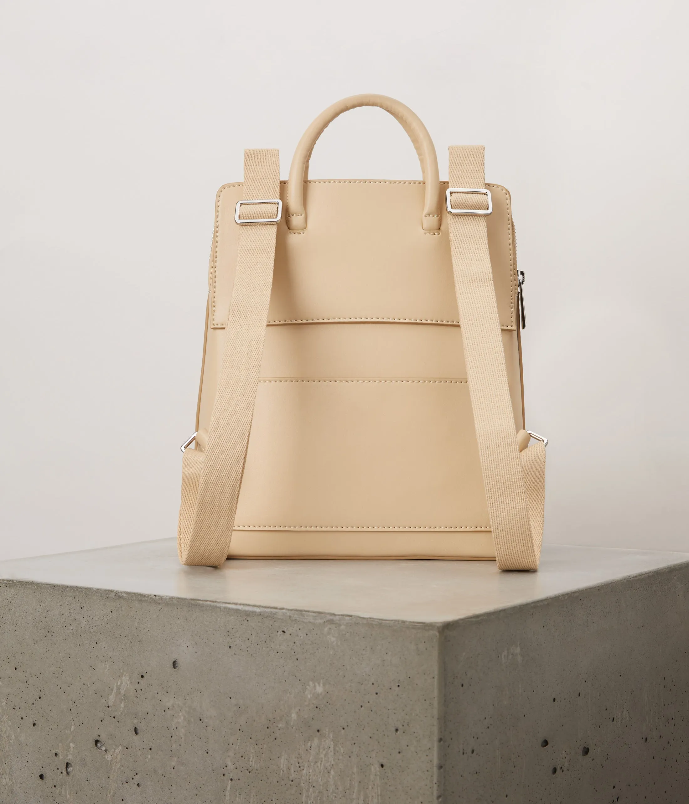 LAUT Small Vegan Backpack - UPPEAL?