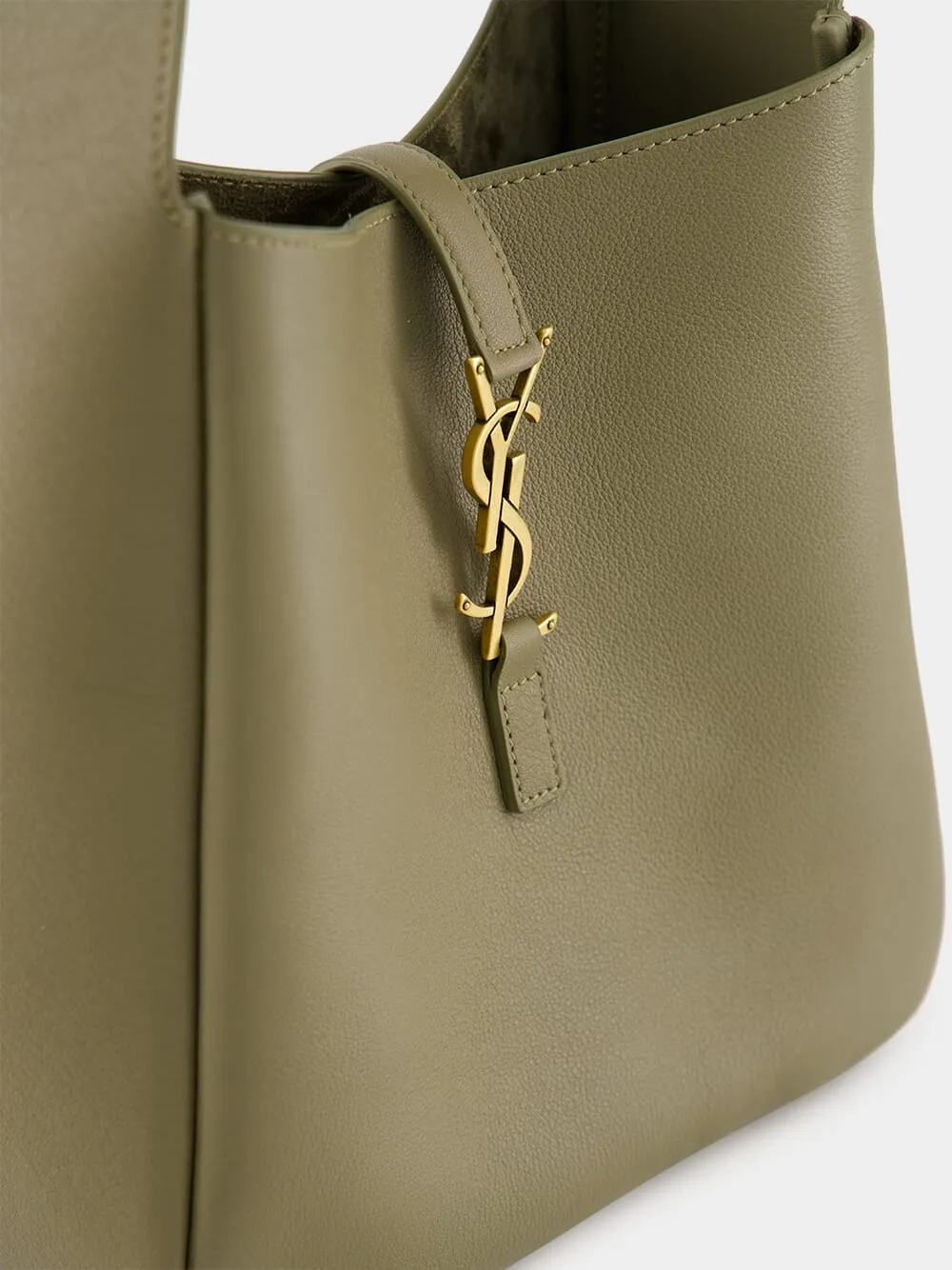 Le 5 ?? 7 Small in Strong Moss Grained Leather