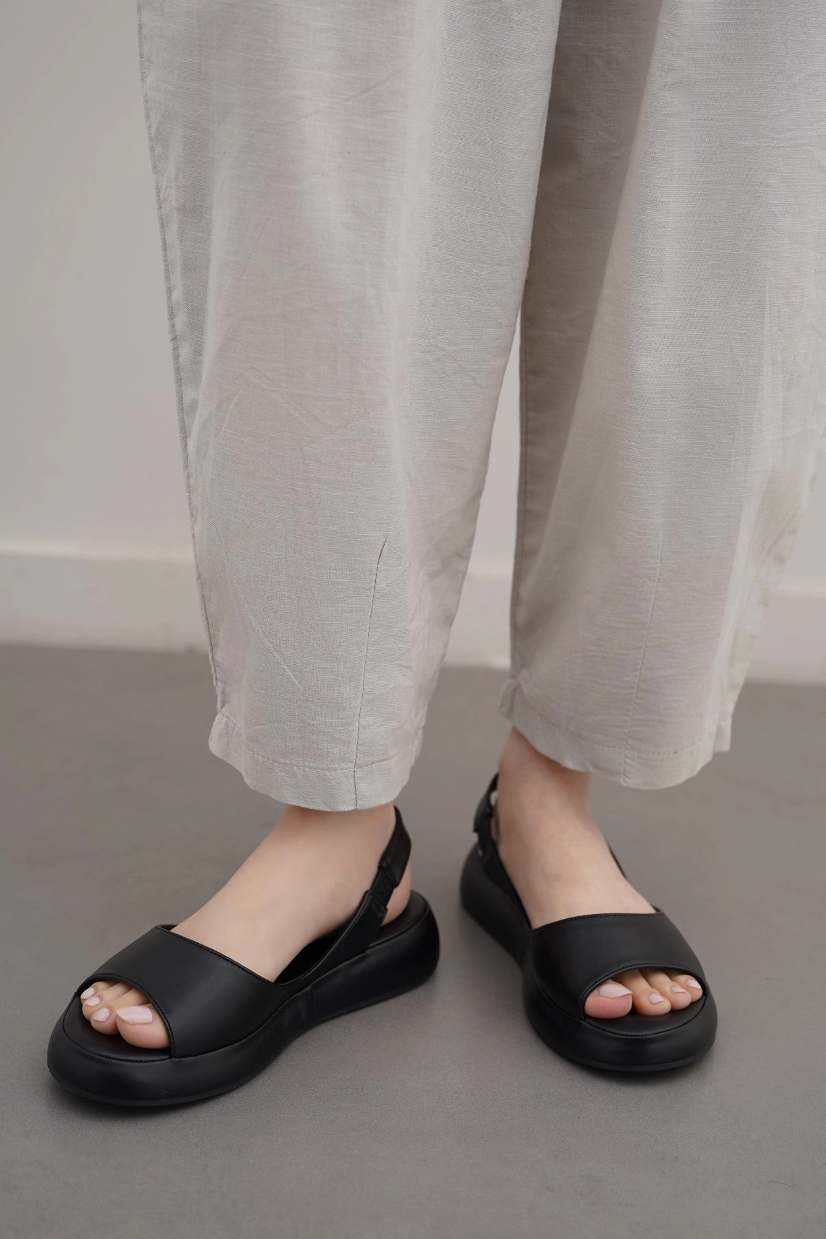 LIGHTWEIGHT MAMA SLINGBACKS