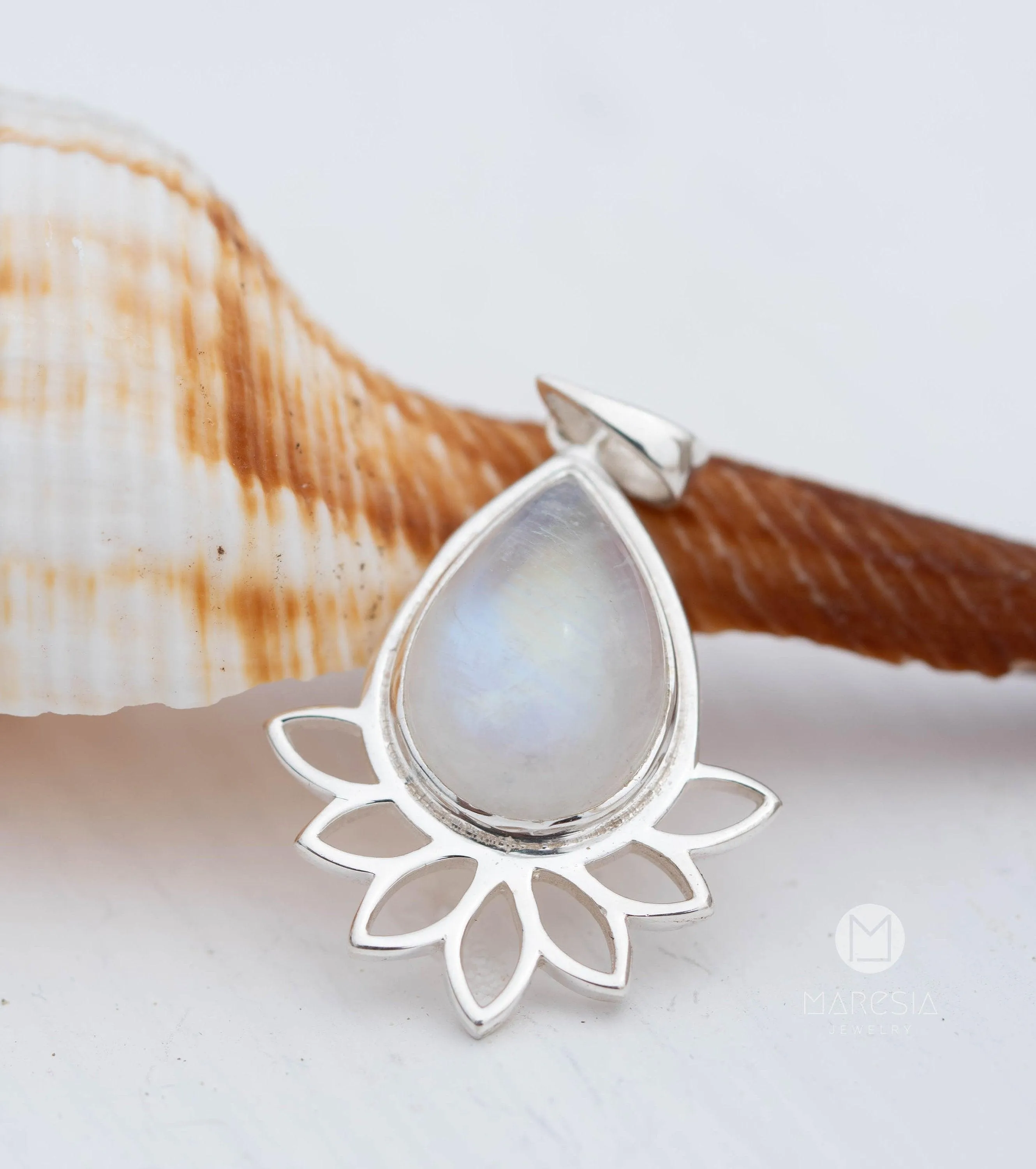 Lotus flower Turquoise or Moonstone Pendant ~ Sterling Silver 925 ~ MP002