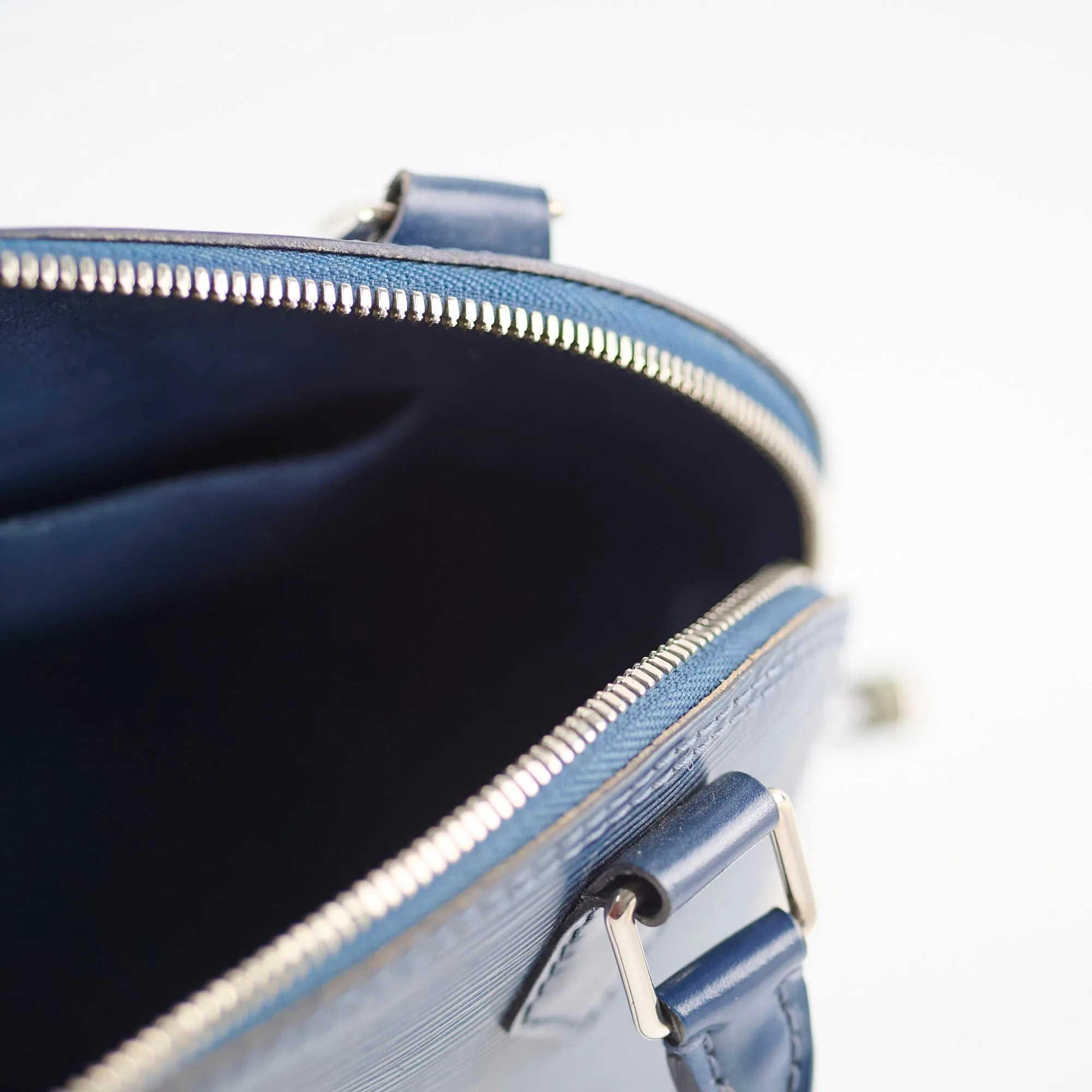 Louis Vuitton Alma BB Epi Navy