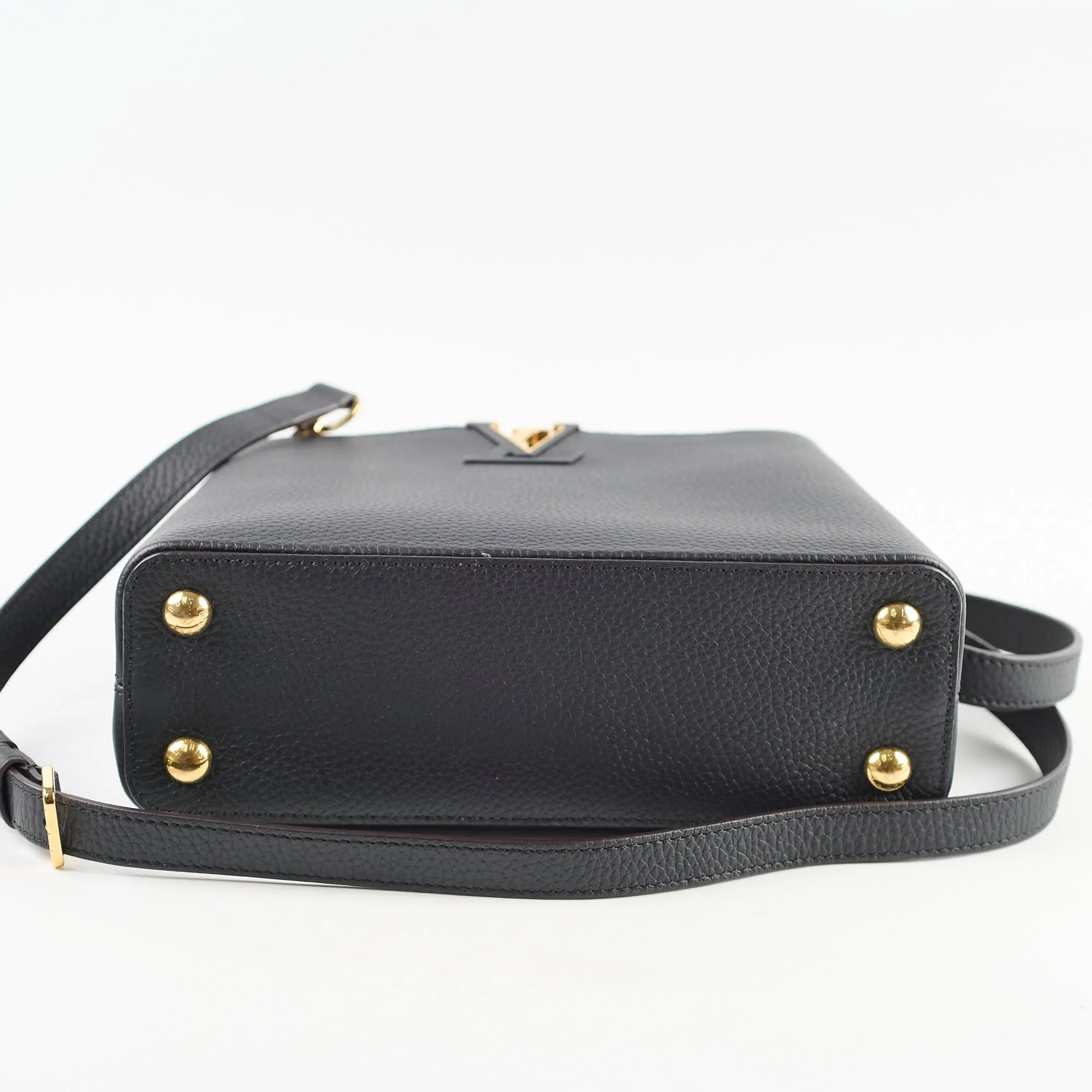 Louis Vuitton Capucines BB Black